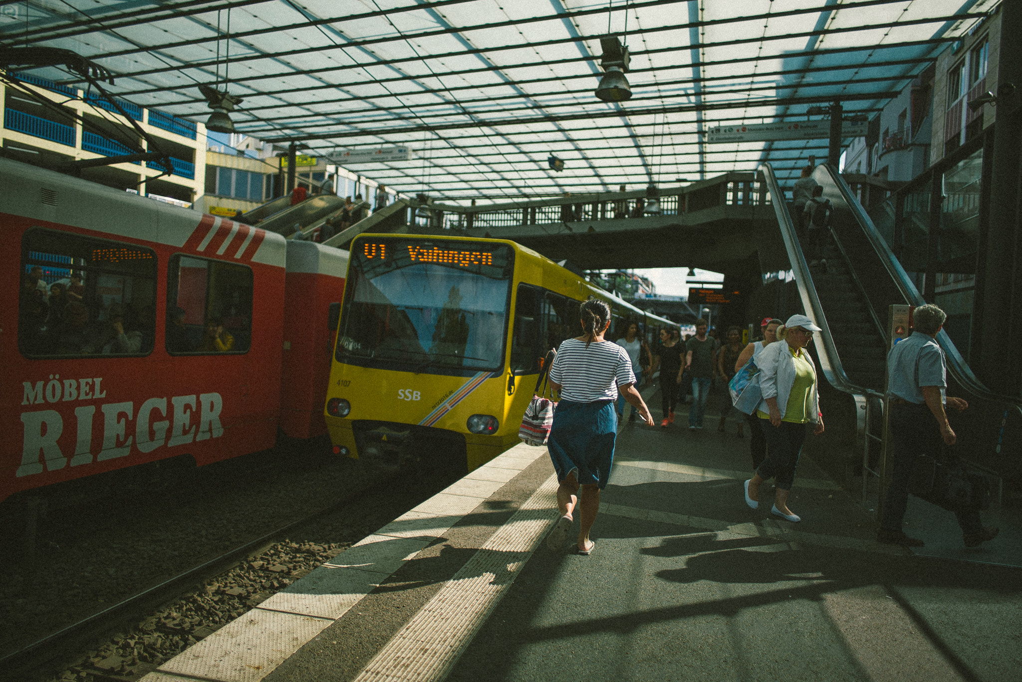 Leica M (Typ 240) + Leica Summilux-M 24mm F1.4 ASPH sample photo. Daily commute photography