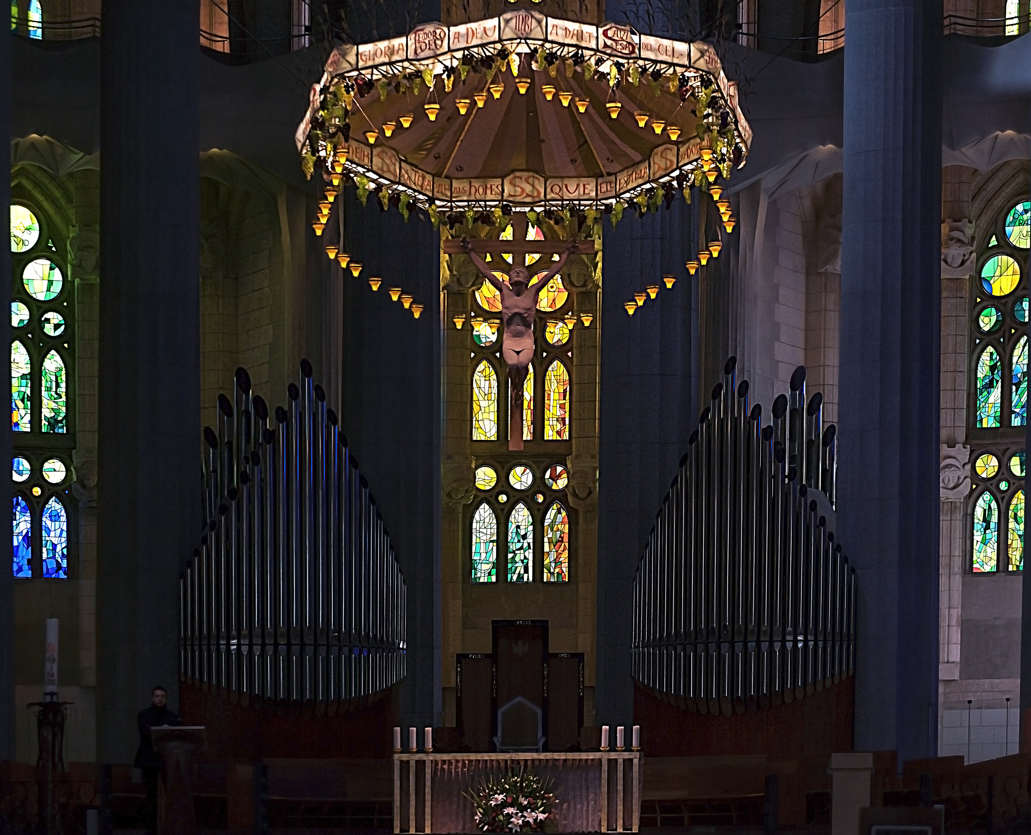 Canon EOS-1Ds Mark II sample photo. Sagrada familia photography