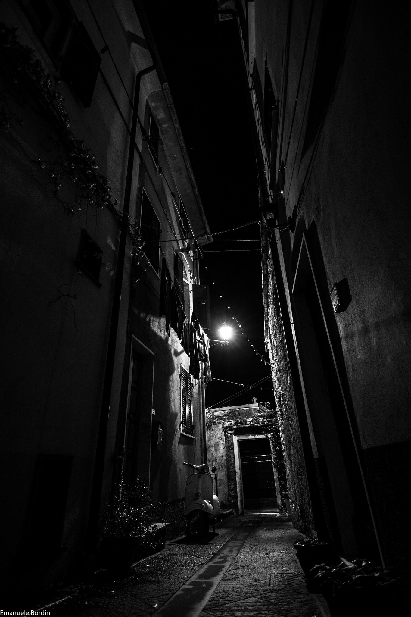Canon EOS 40D sample photo. Street photography