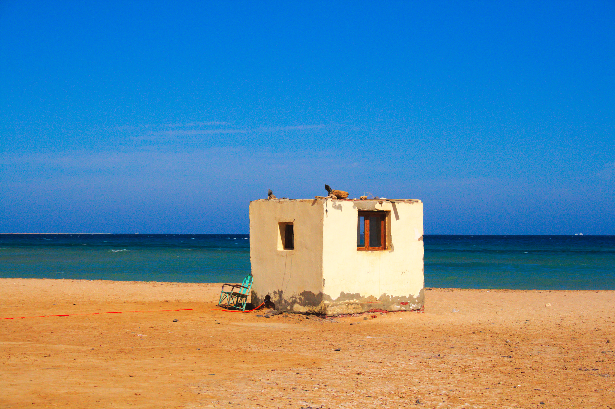 Canon EF-S 18-55mm F3.5-5.6 sample photo. Haus am strand photography