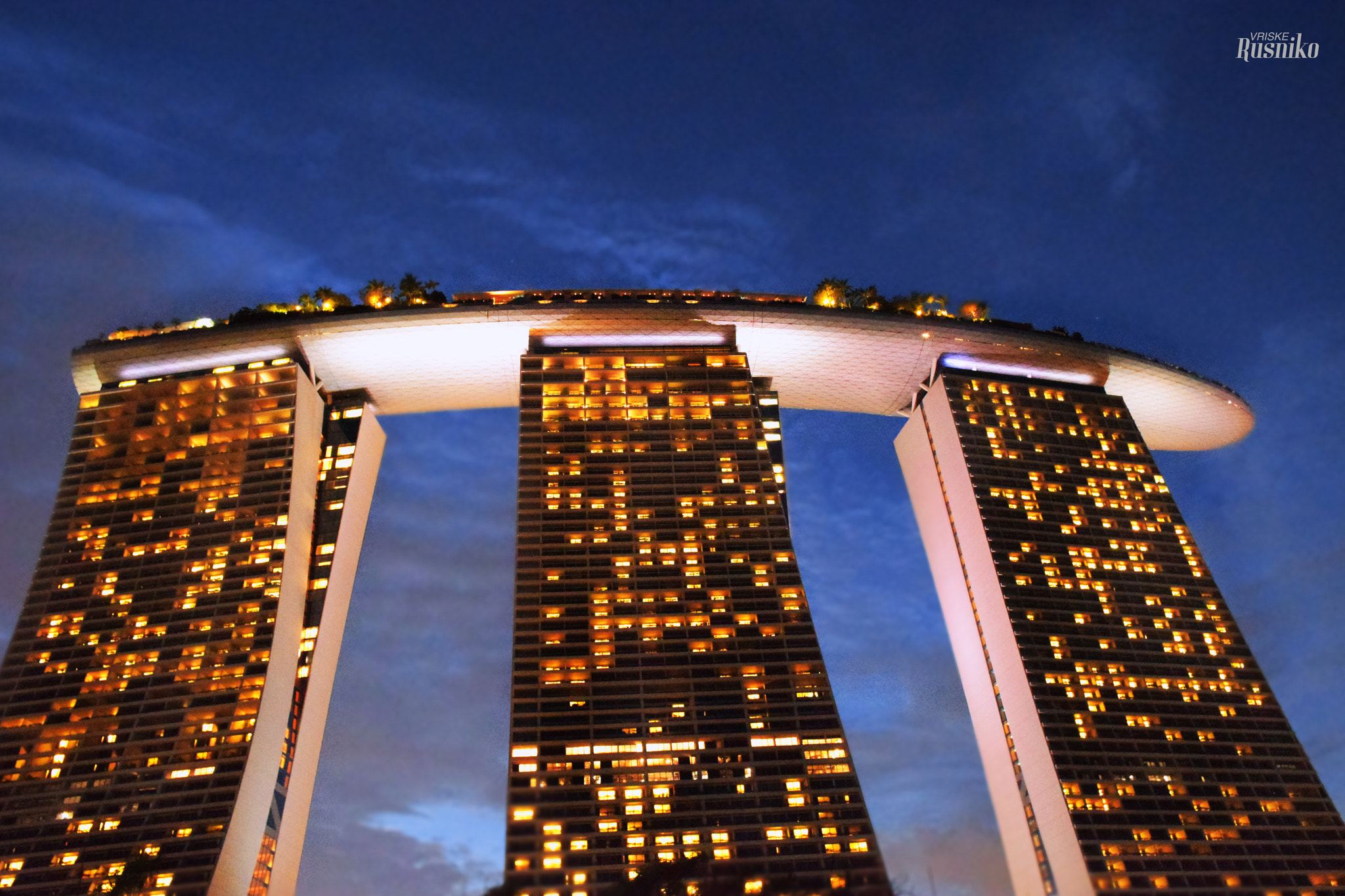 Nikon AF-Nikkor 80-200mm F2.8D ED sample photo. Marina bay sands photography