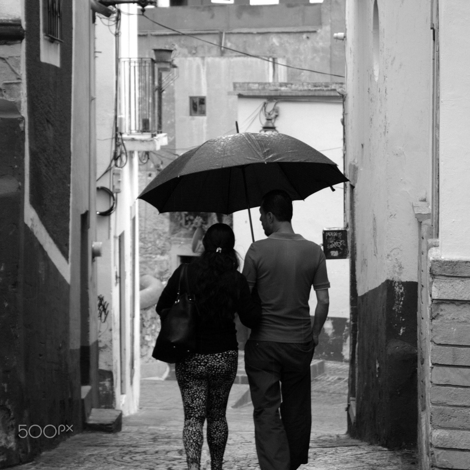 Canon EF-S 18-55mm F3.5-5.6 sample photo. Rainy date photography