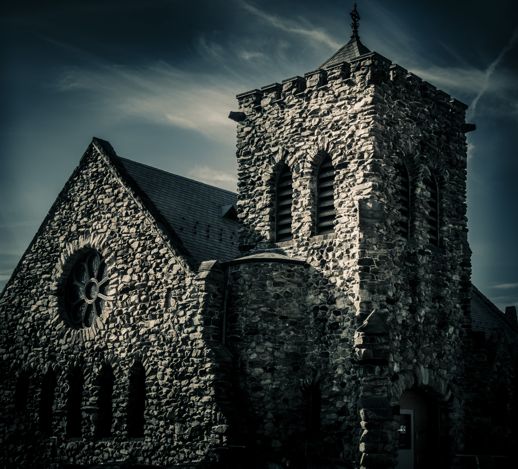 Olympus OM-D E-M5 sample photo. Chapel photography
