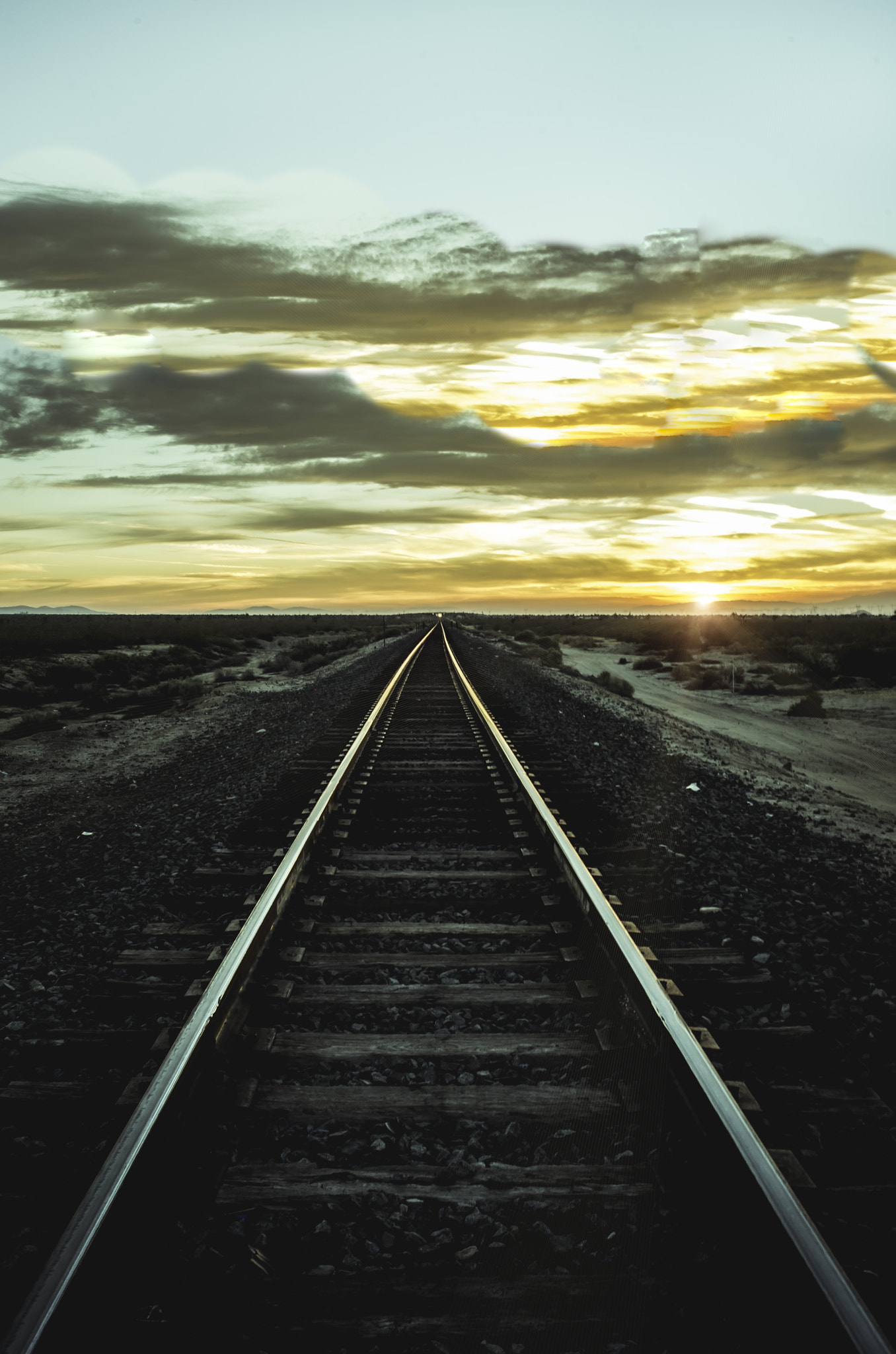 Nikon D800 + AF Nikkor 28mm f/2.8 sample photo. Hangin out in phelan ca just chasing more sunsets. photography