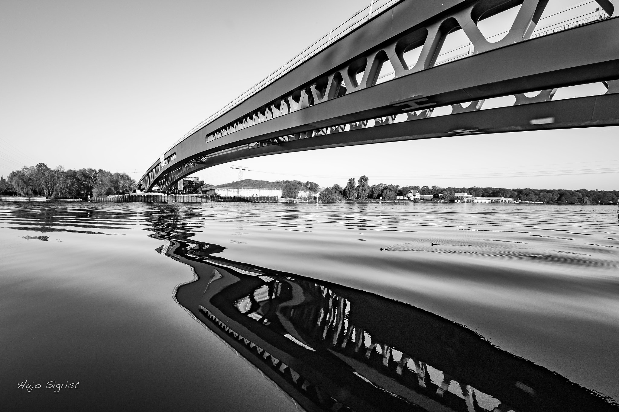 Sigma 8-16mm F4.5-5.6 DC HSM sample photo. Space and time photography