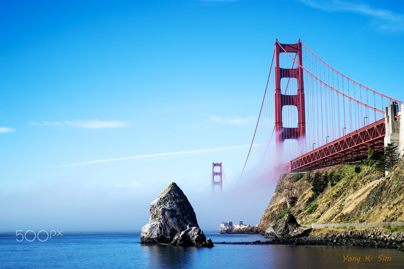 Nikon D4 + Sigma 50mm F1.4 DG HSM Art sample photo. Golden gate bridge photography