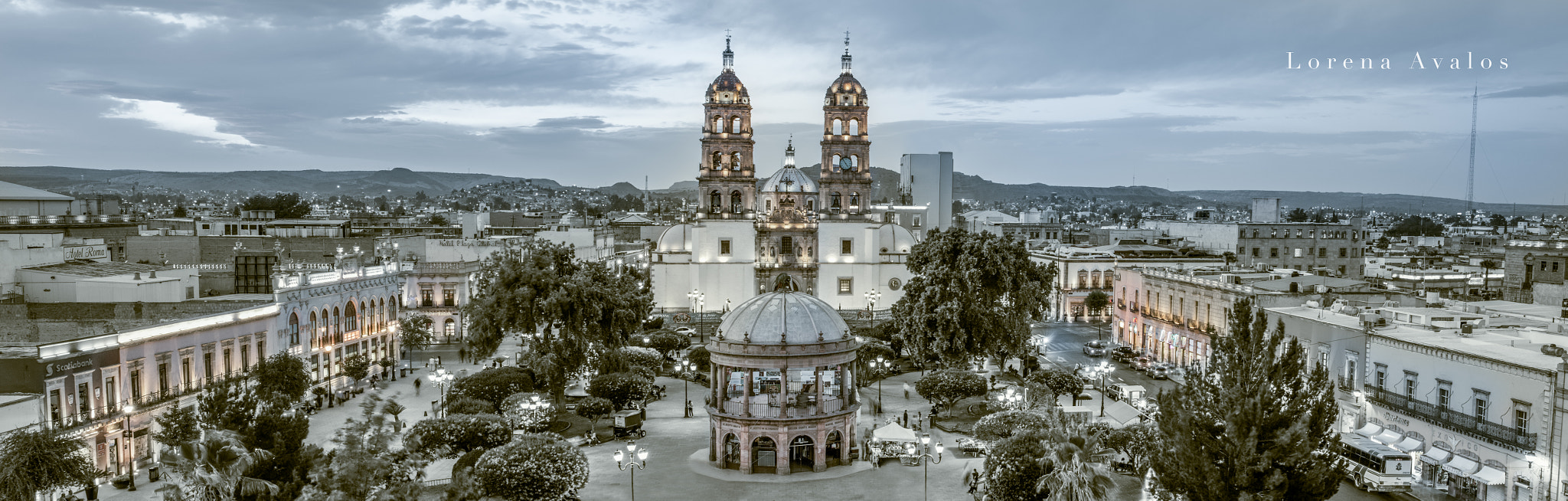 Canon EOS 5DS + Sigma 35mm F1.4 DG HSM Art sample photo. Plaza de armas photography
