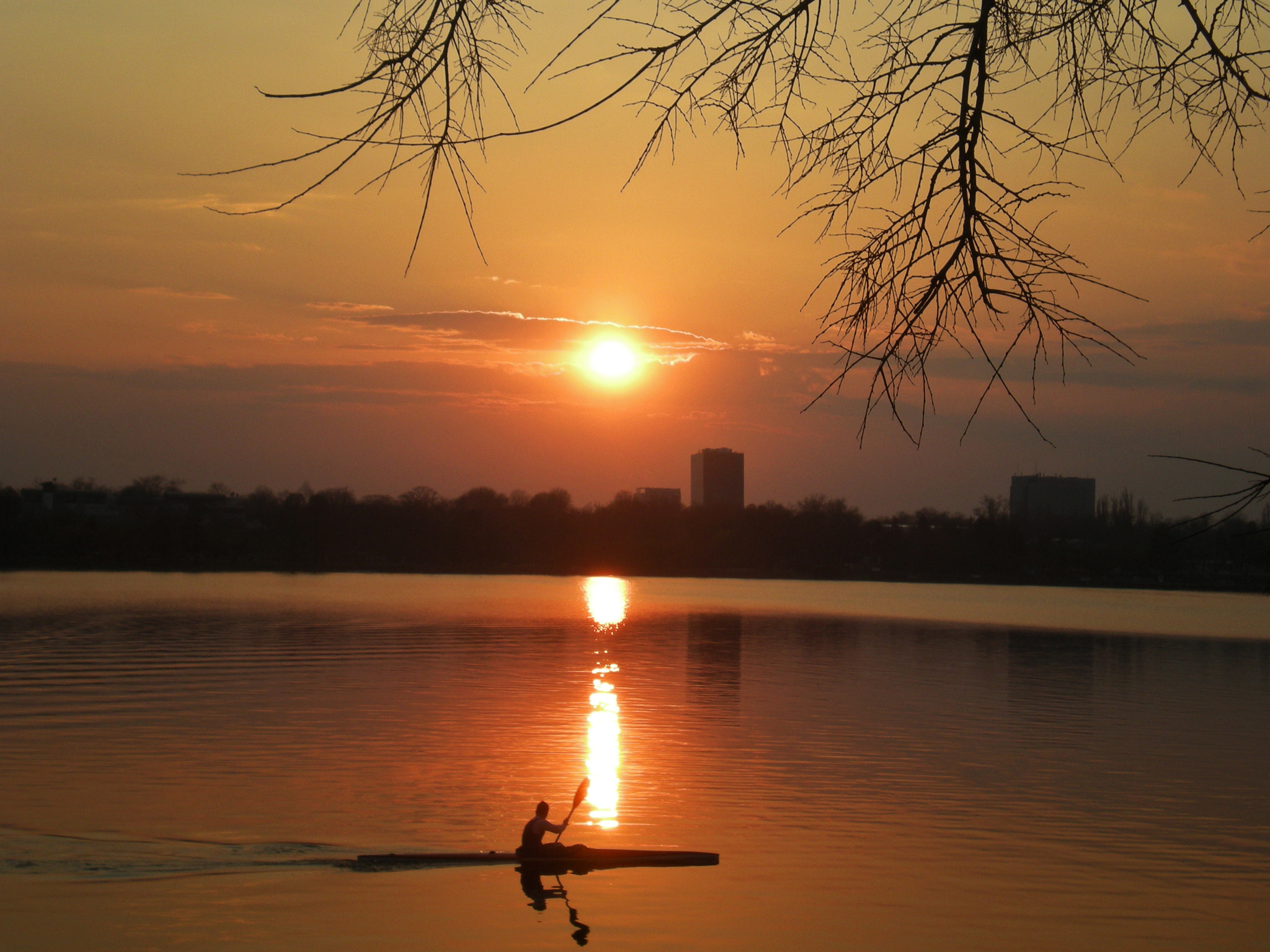 Nikon COOLPIX L14 sample photo. Sunset over the lake photography