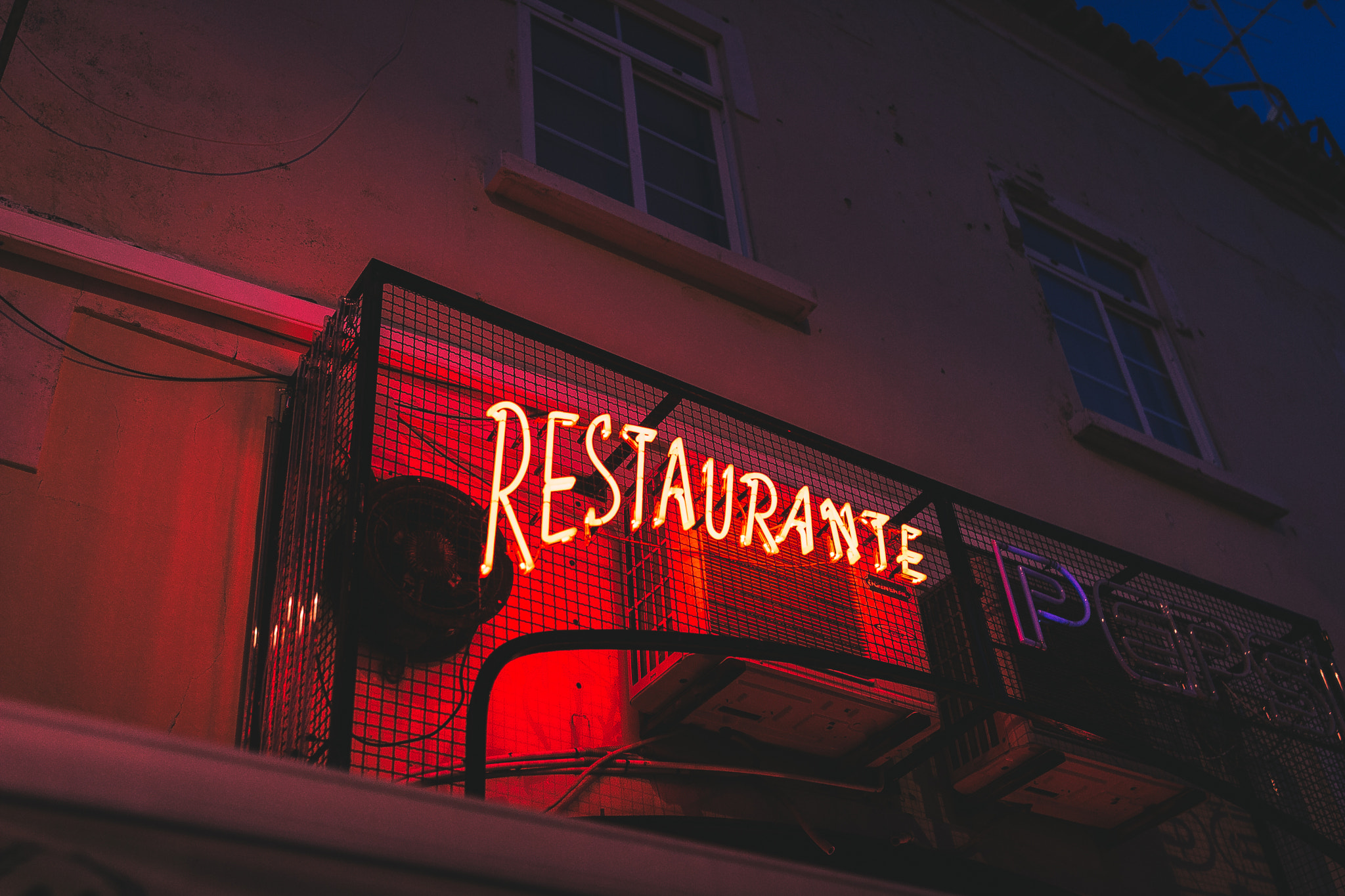 Sigma 24mm F1.4 DG HSM Art sample photo. Dinner time photography