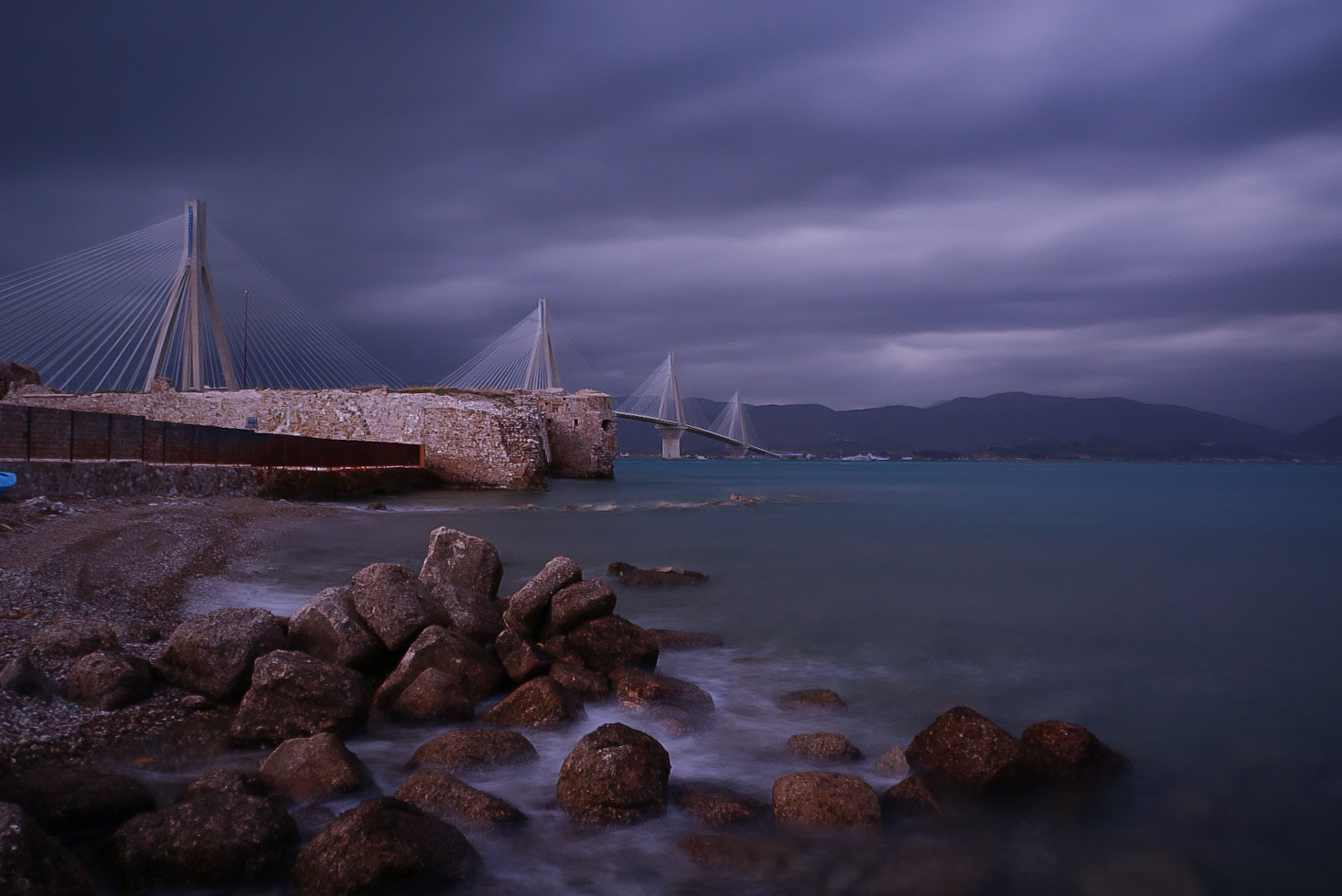 Sony Alpha NEX-5T sample photo. Rio anti rio bridge photography