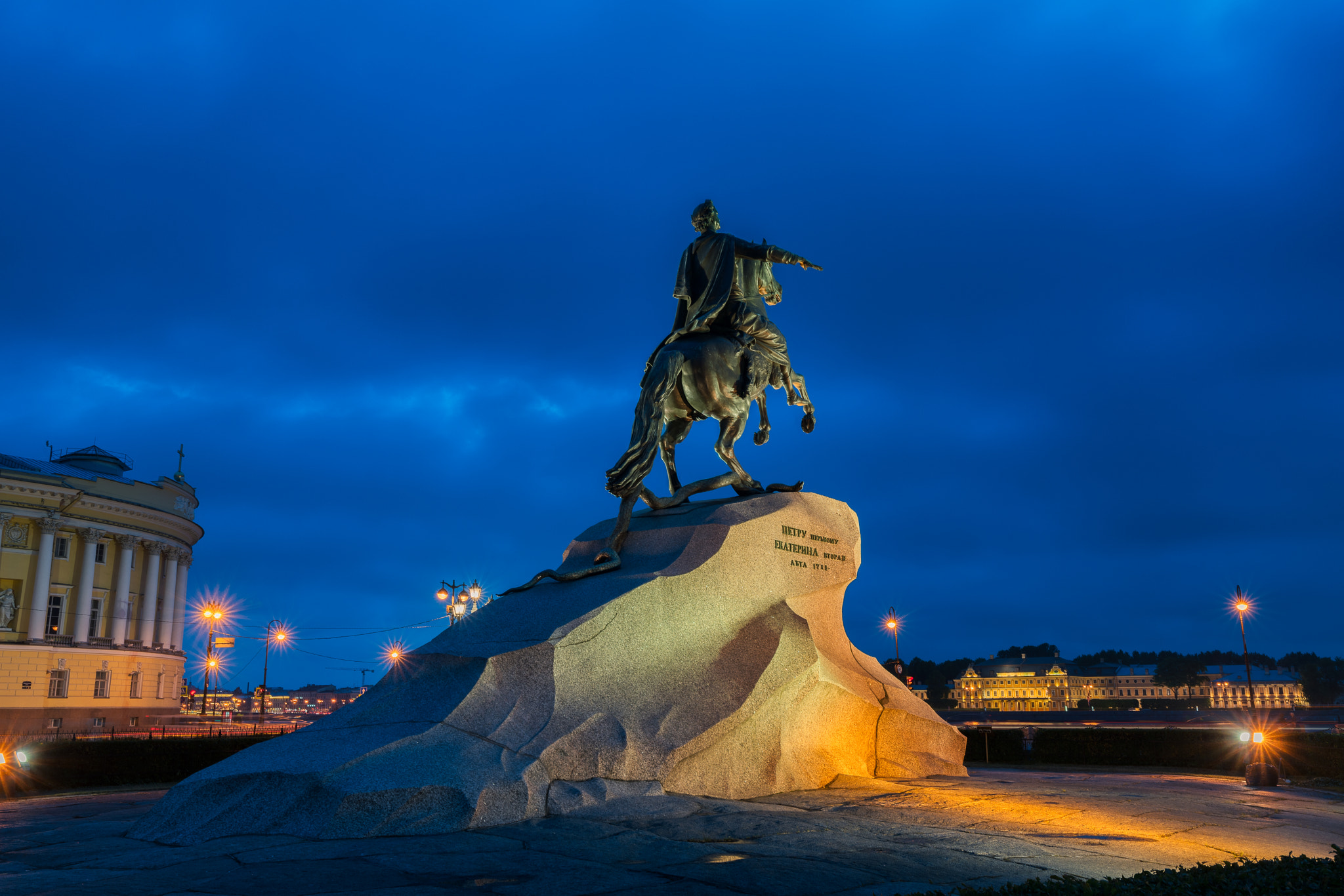 Sony a7R II + Sony Vario-Sonnar T* 16-35mm F2.8 ZA SSM sample photo. The bronze horseman photography