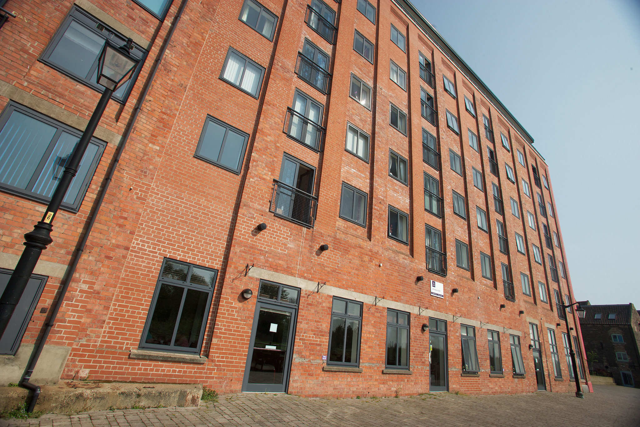 Canon EF 17-35mm f/2.8L sample photo. Gainsborough buildings photography