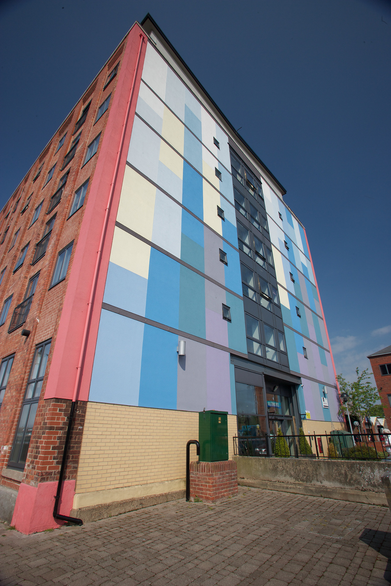 Canon EF 17-35mm f/2.8L sample photo. Gainsborough buildings photography