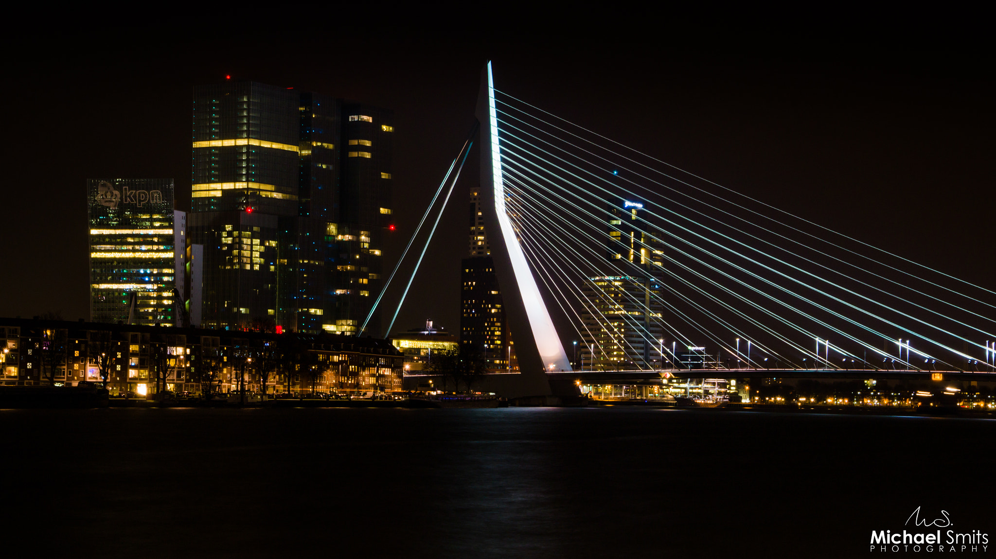 Tamron 18-270mm F3.5-6.3 Di II PZD sample photo. Rotterdam at night photography