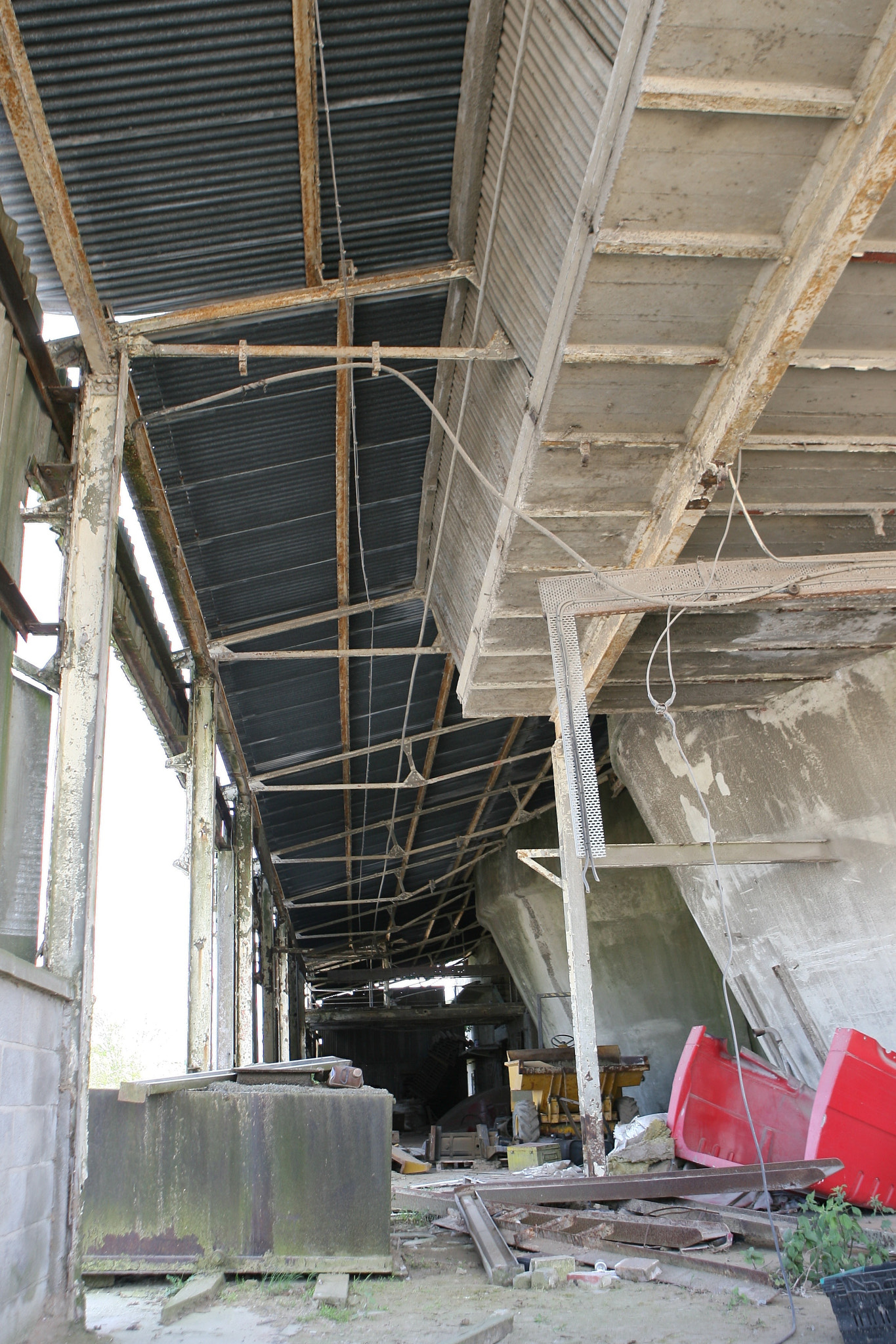 Canon EOS-1D Mark II N sample photo. Old cement works photography