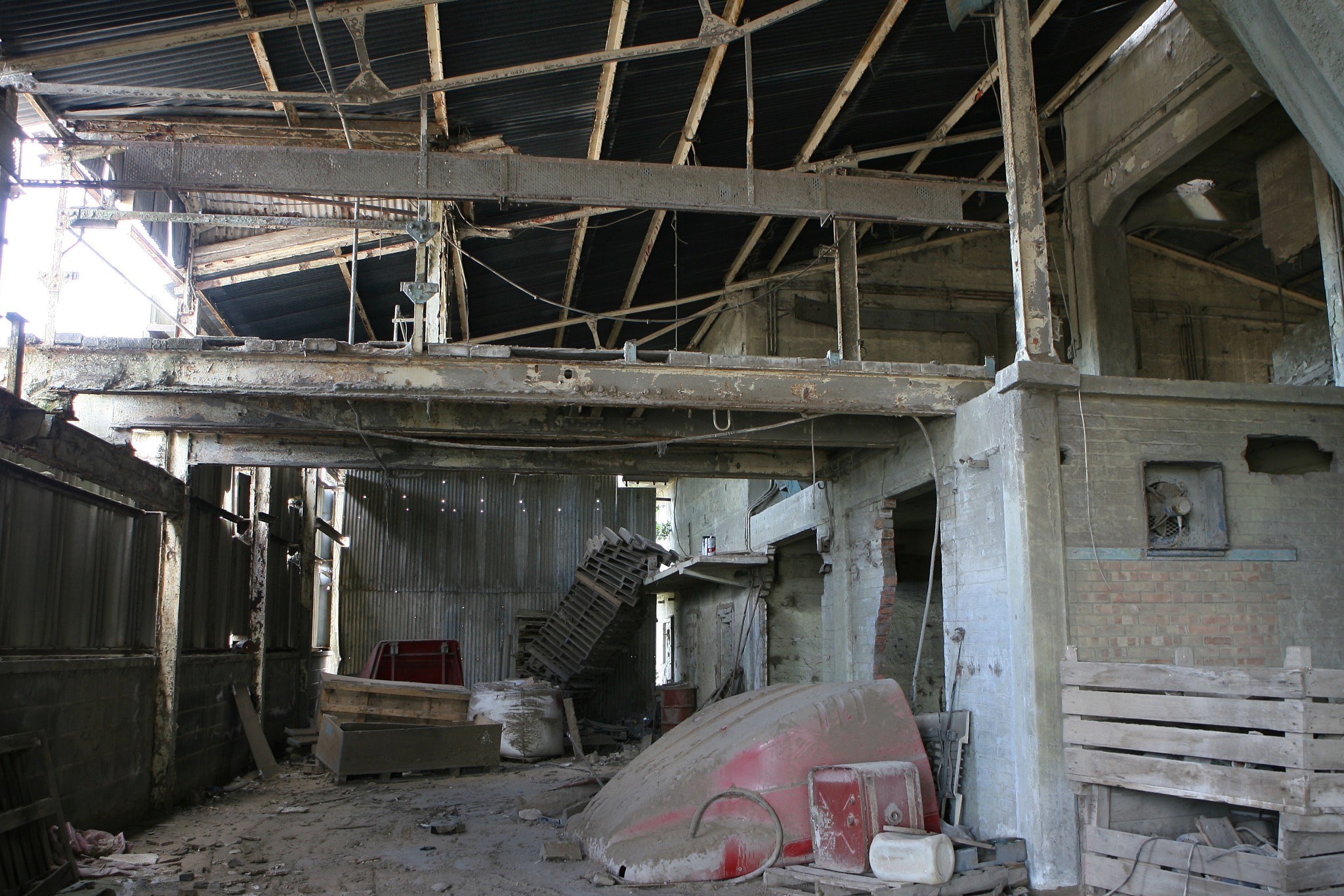 Canon EOS-1D Mark II N sample photo. Old cement works photography
