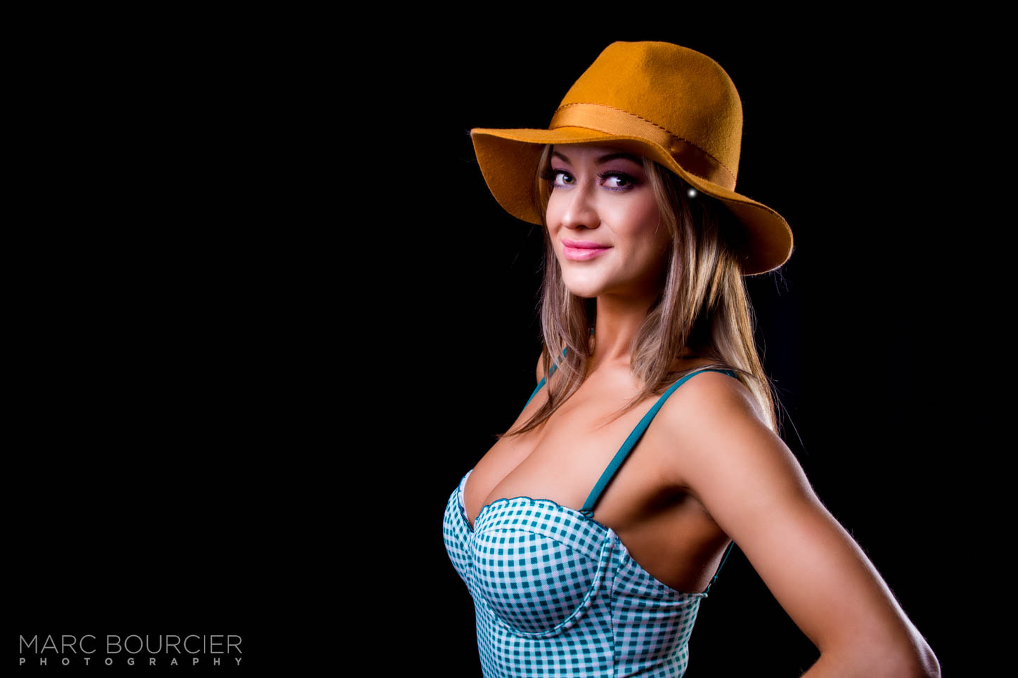 Nikon D7100 + Sigma 18-125mm F3.8-5.6 DC HSM sample photo. Hat me photography