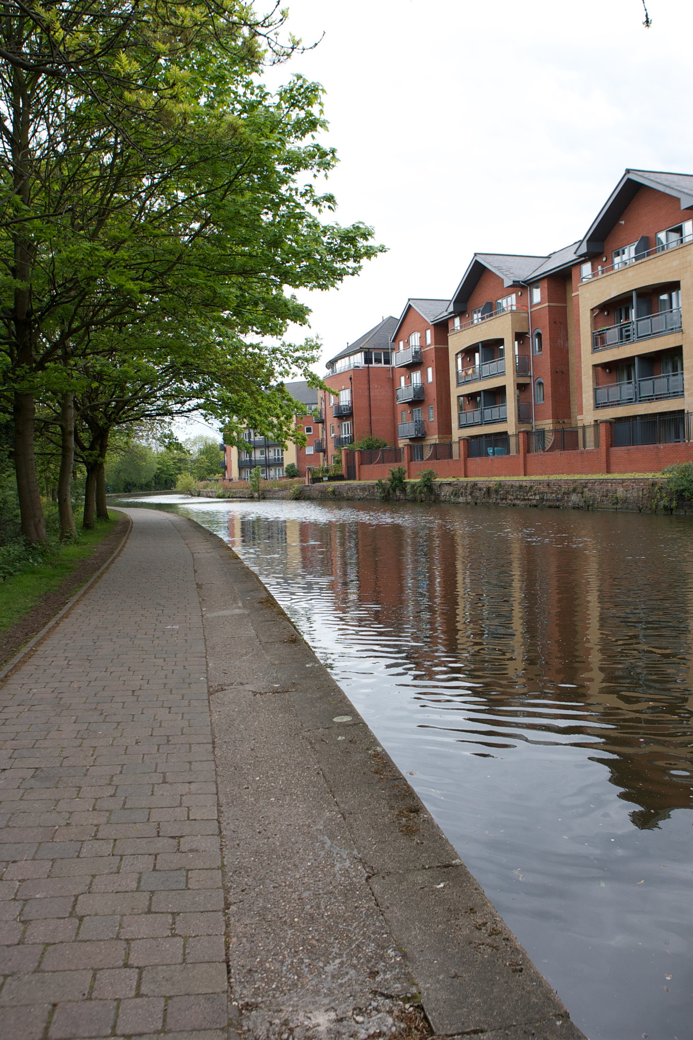 Canon EOS-1D Mark II N sample photo. Nottingham buildings and structures photography