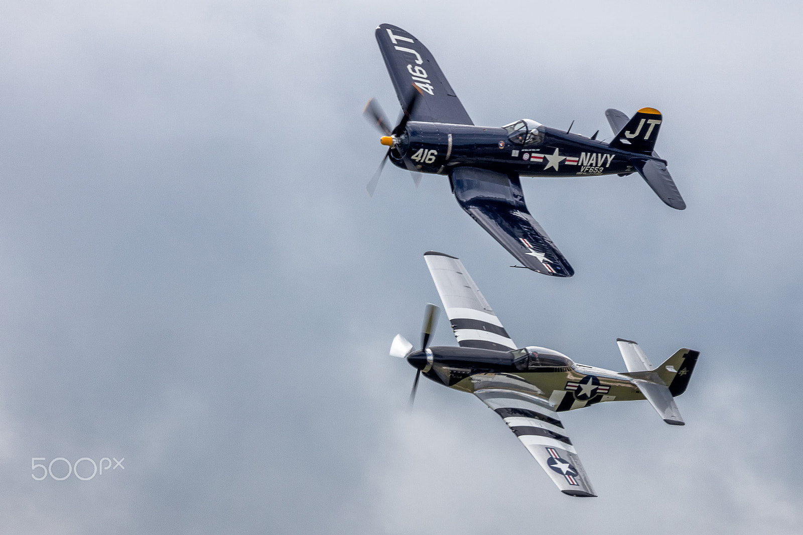 Canon EOS 5DS sample photo. F-4u corsair and p-51 mustang in flight 4 photography