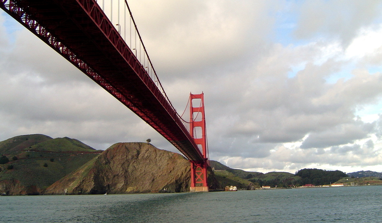 Sony DSC-P72 sample photo. Golden gate bridge photography