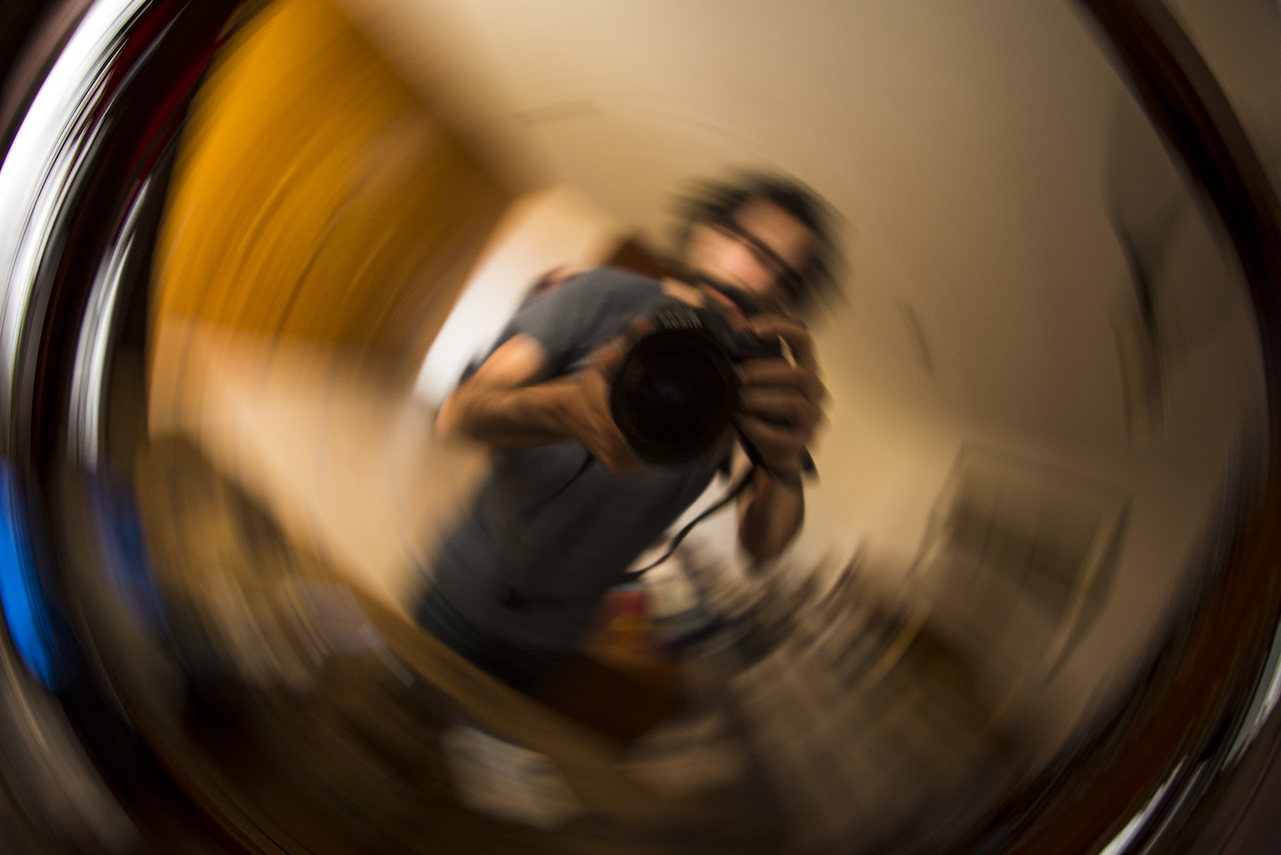 Samyang 12mm F2.8 ED AS NCS Fisheye sample photo. Autorretrato photography