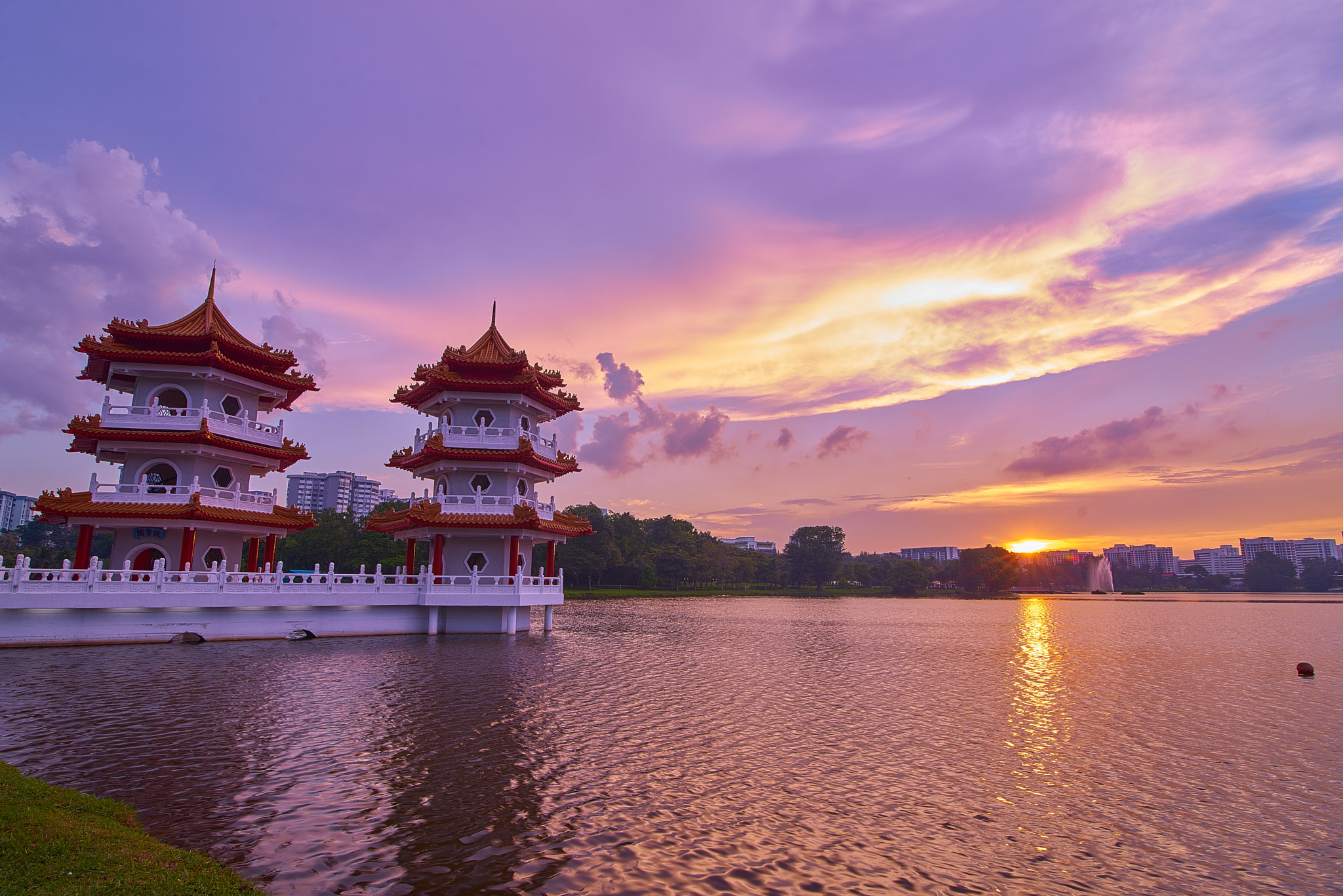16-28mm F2.8 sample photo. Chinese garden sunset photography