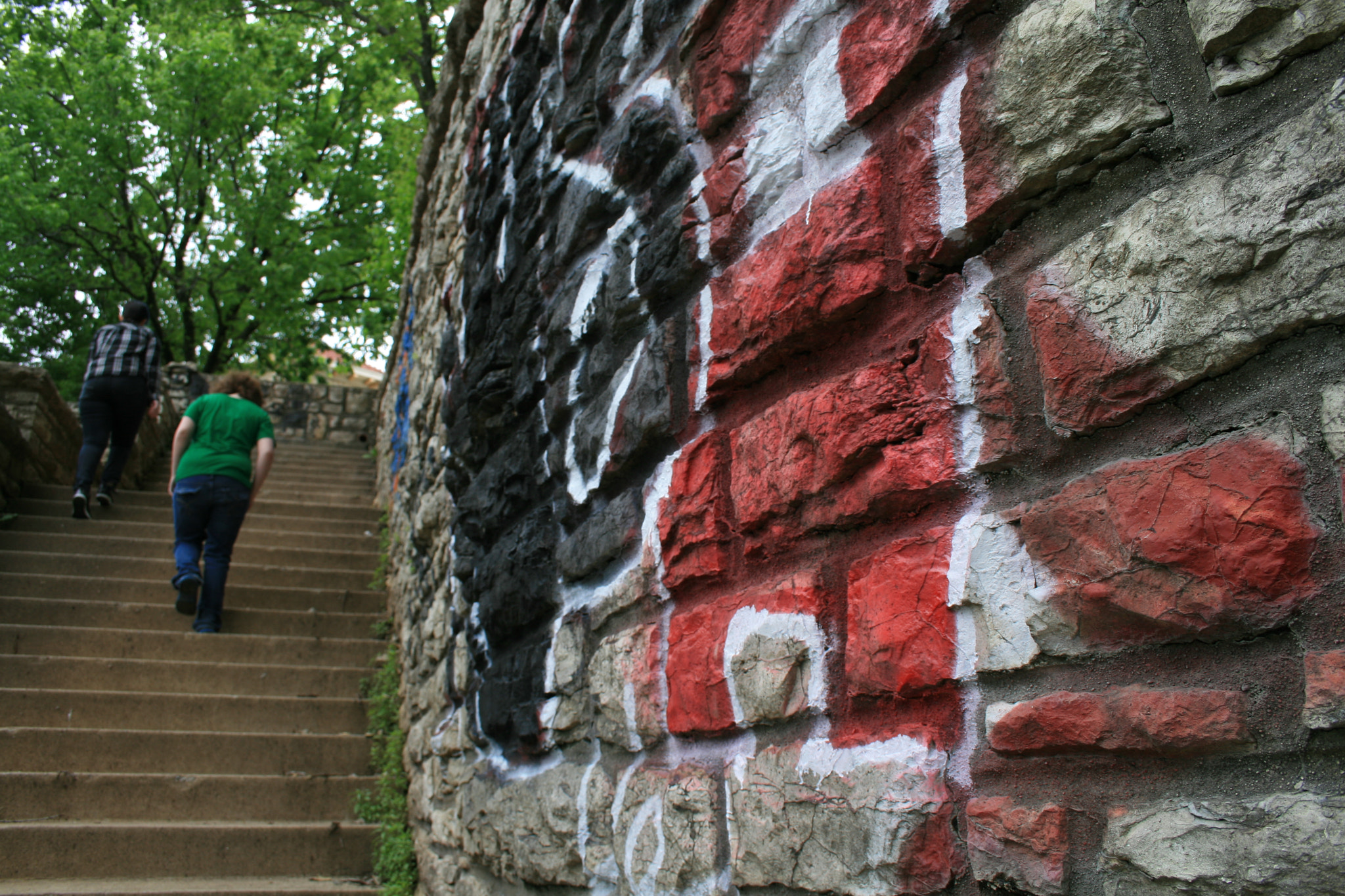 Canon EF-S 18-55mm F3.5-5.6 sample photo. Climbing old park staircase photography