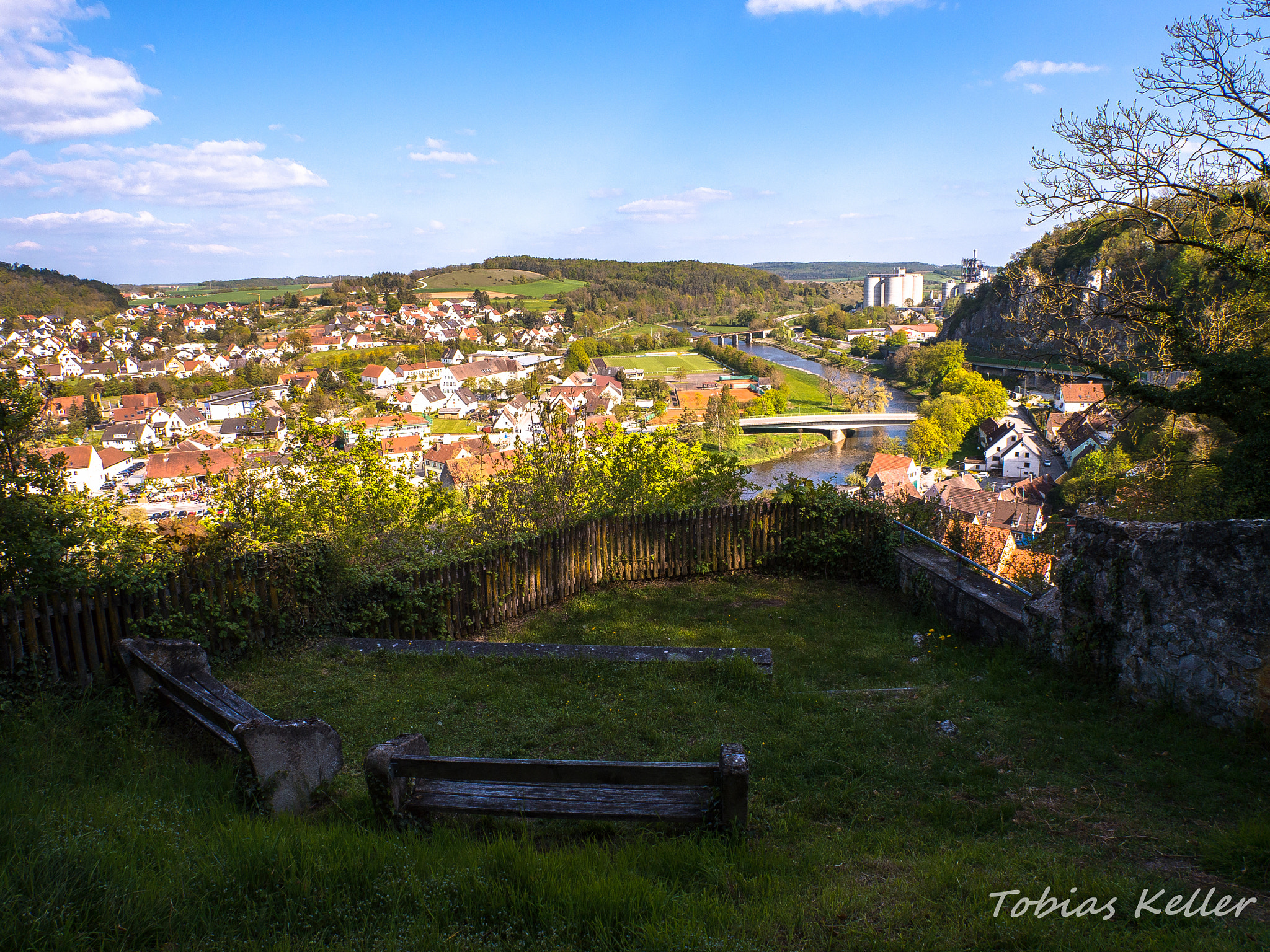 Panasonic Lumix DMC-G5 + Panasonic Lumix G 14mm F2.5 ASPH sample photo. Blick über die stadt photography