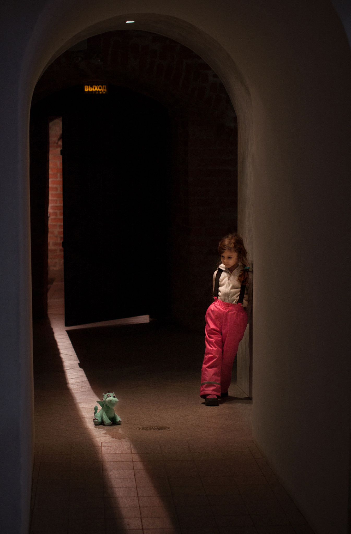 Sigma 50mm F1.4 EX DG HSM sample photo. Girl and the dragon photography