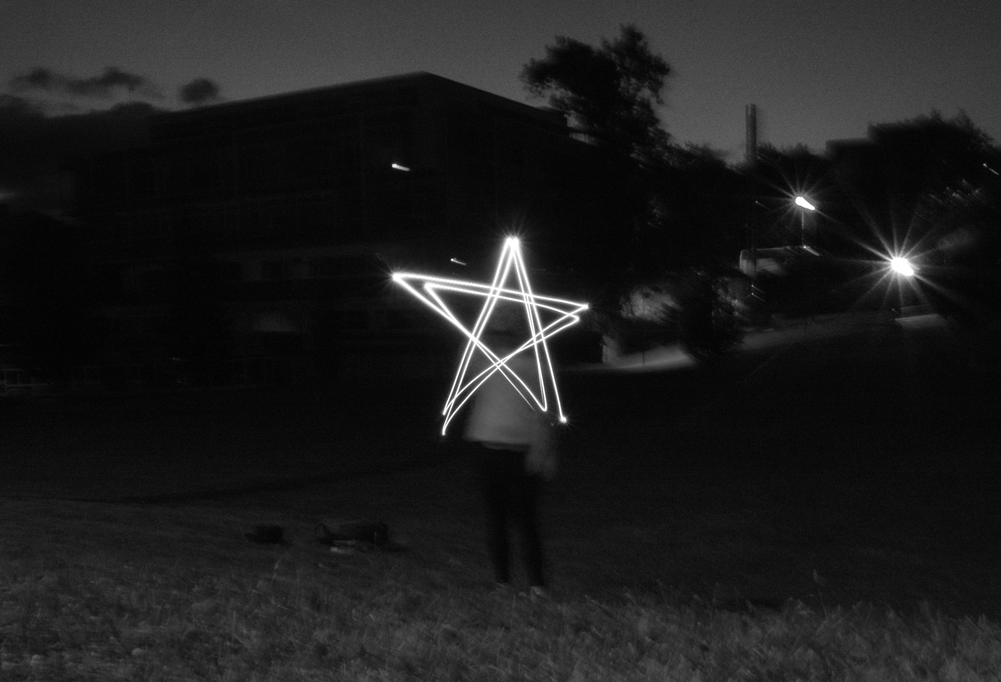 Olympus OM-D E-M10 sample photo. A star, bright and loud, is in dire need photography