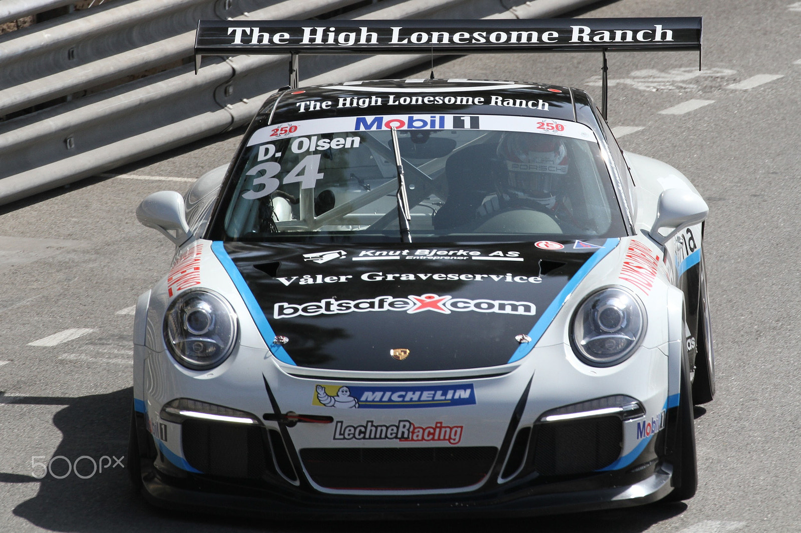 Canon EF 100-400mm F4.5-5.6L IS II USM sample photo. Porsche super cup racing car photography