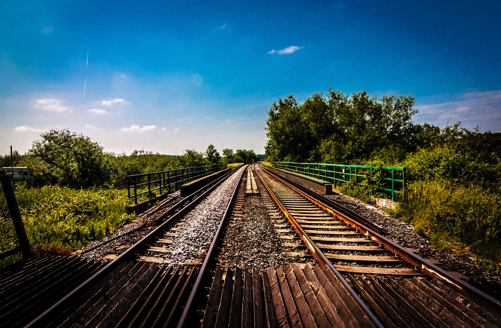 Canon EF-S 10-18mm F4.5–5.6 IS STM sample photo. Rural railway photography