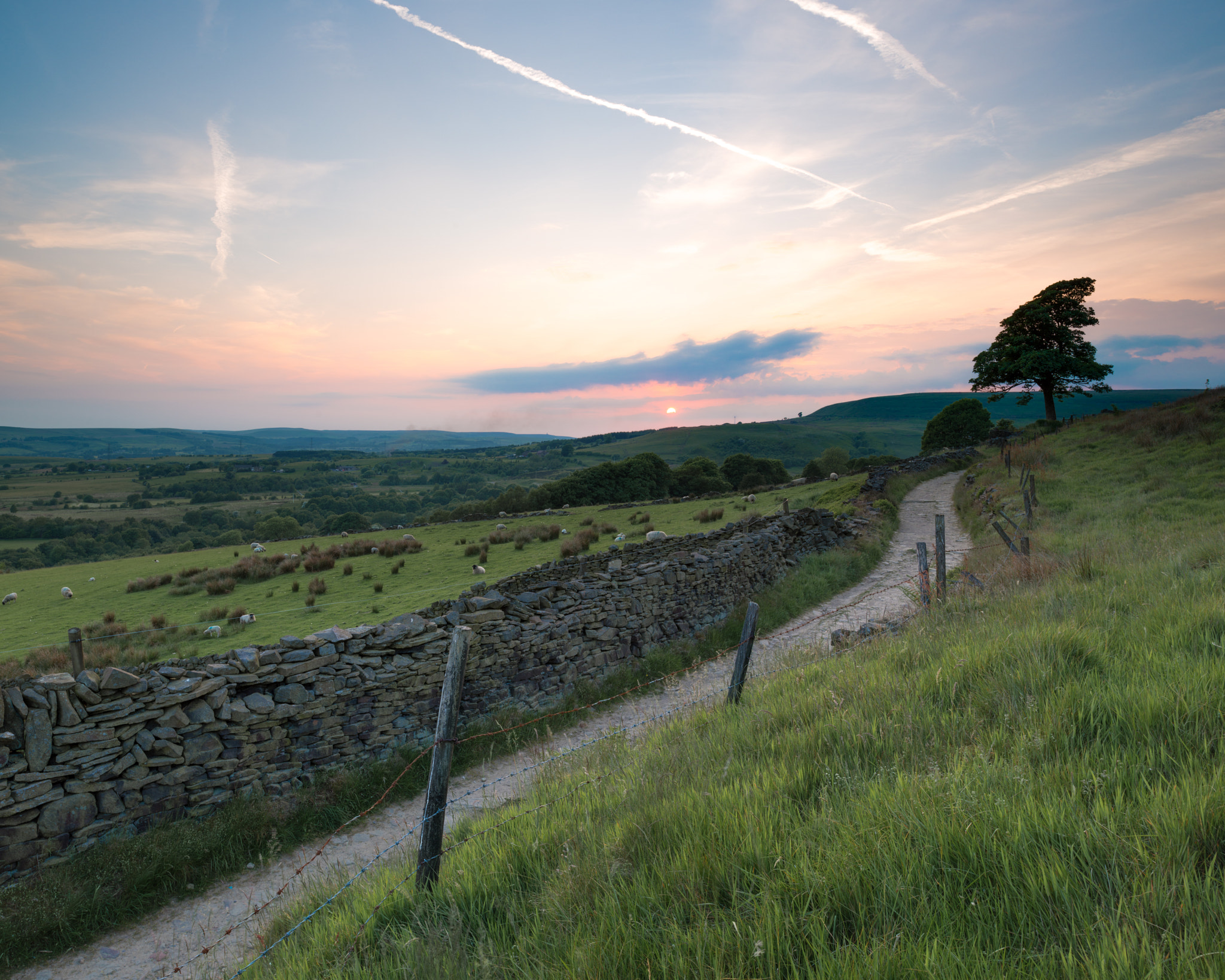 Nikon PC-E Nikkor 24mm F3.5D ED Tilt-Shift sample photo. Scholes height at sunset photography