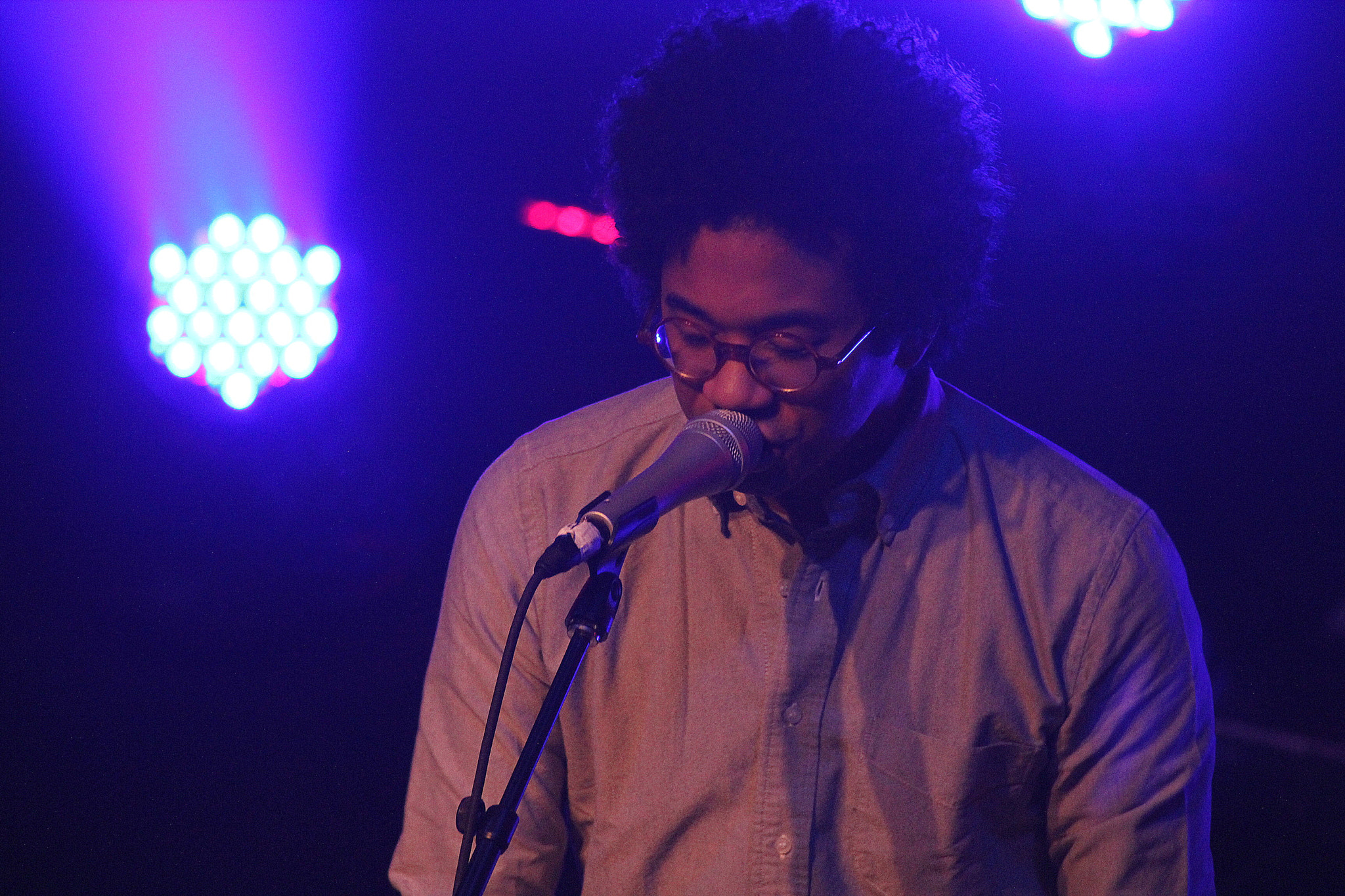 Canon EOS 550D (EOS Rebel T2i / EOS Kiss X4) sample photo. Toro y moi photography