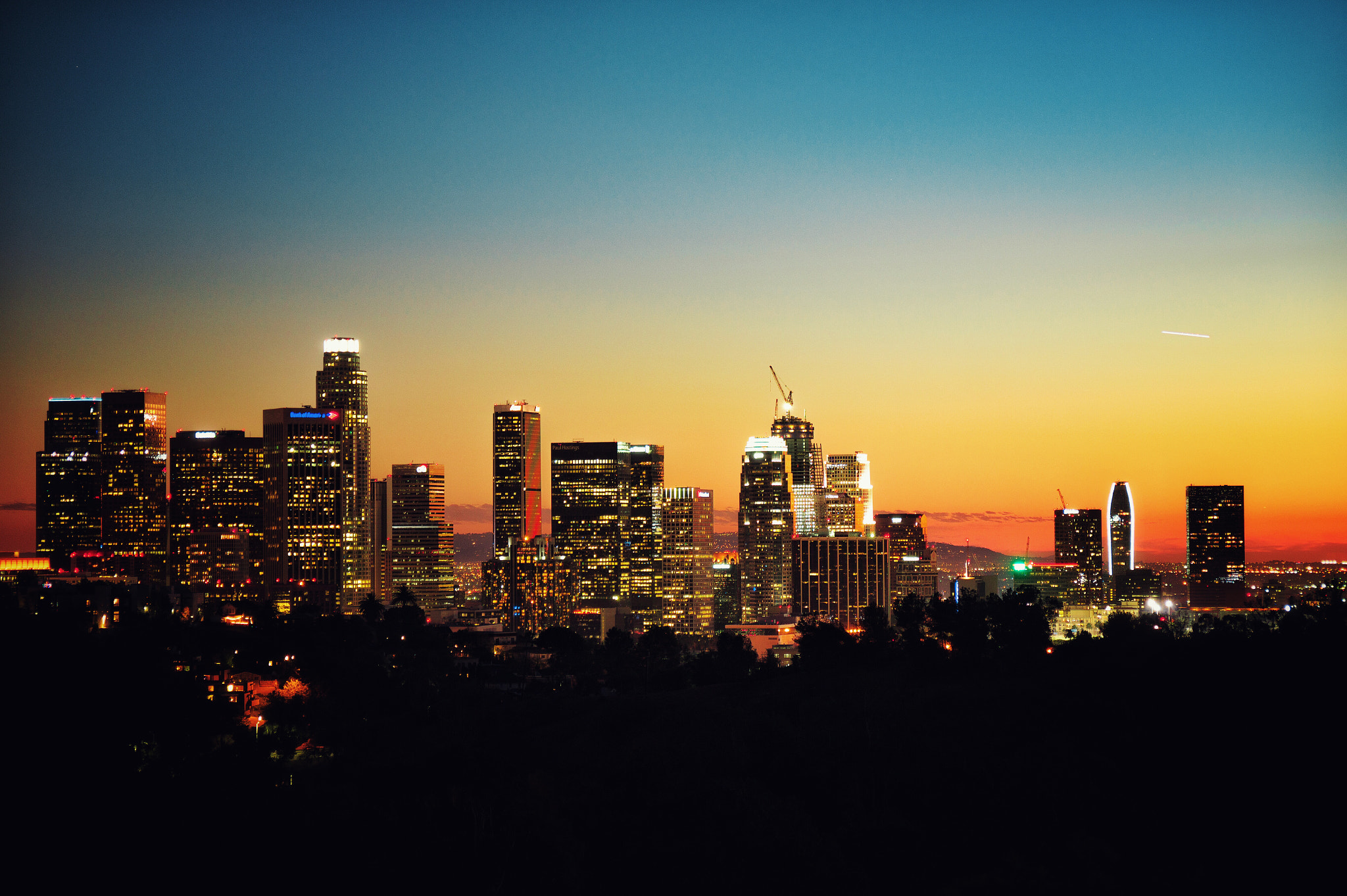 Sony Vario-Tessar T* E 16-70mm F4 ZA OSS sample photo. La sunset () photography