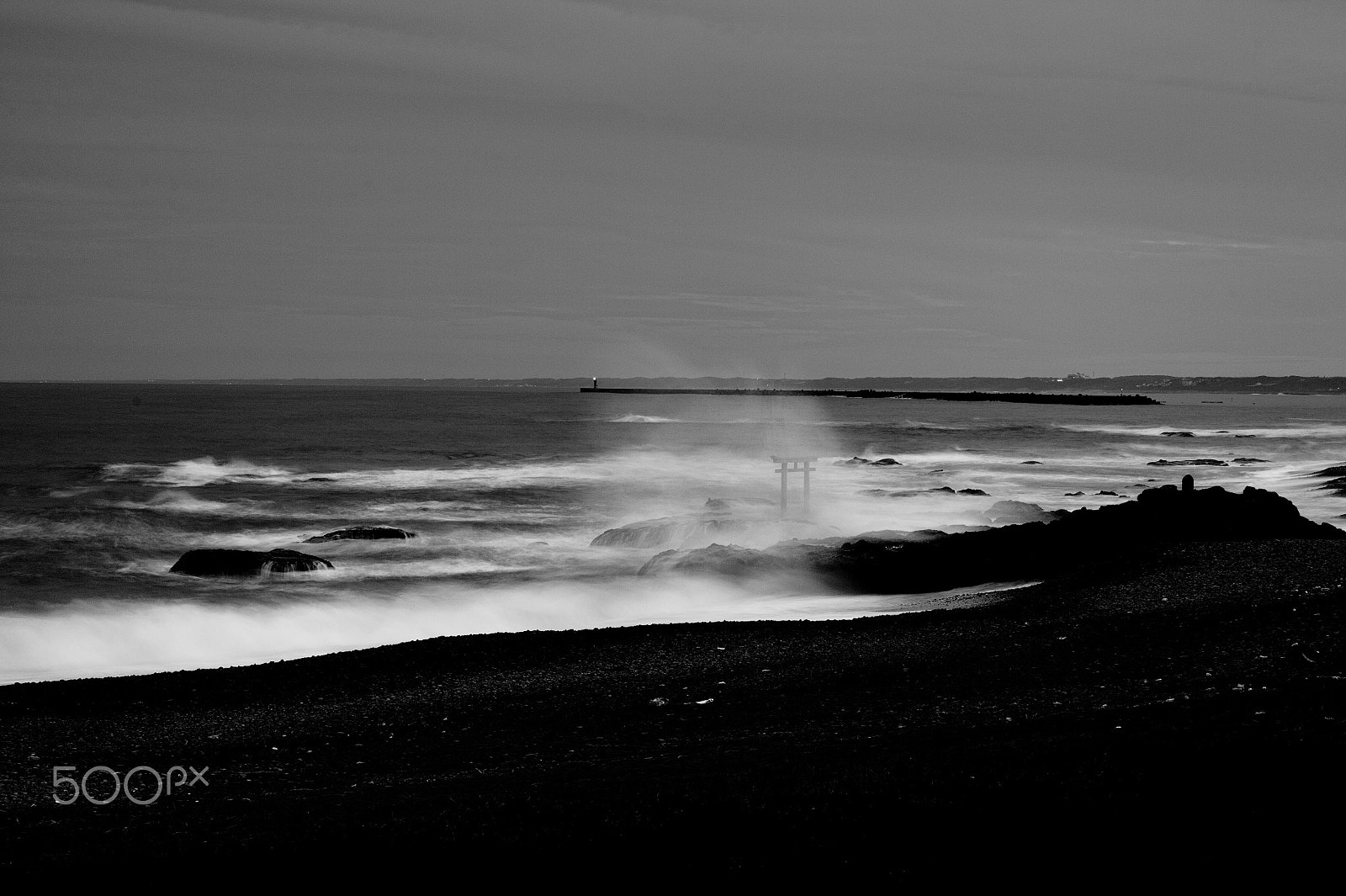 Nikon Df + AF Nikkor 50mm f/1.8 sample photo. The gate in the seaside. photography