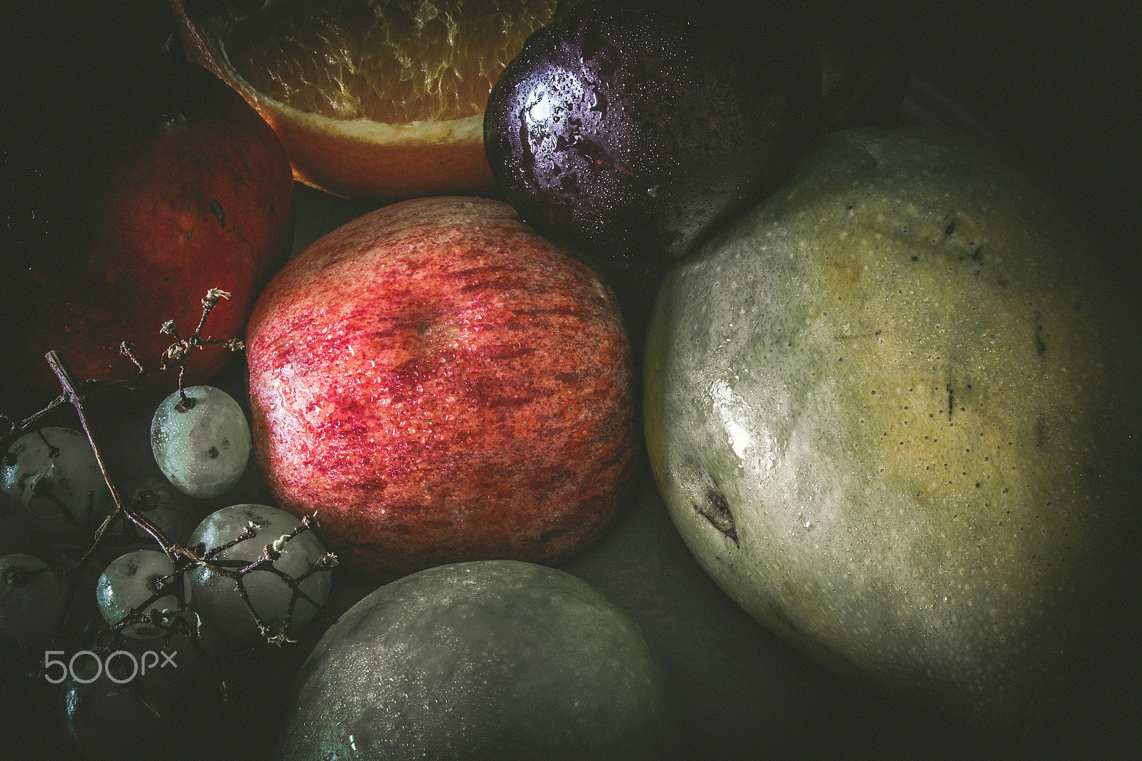 Canon EF-S 18-55mm F3.5-5.6 sample photo. Euro fruit painting era photography