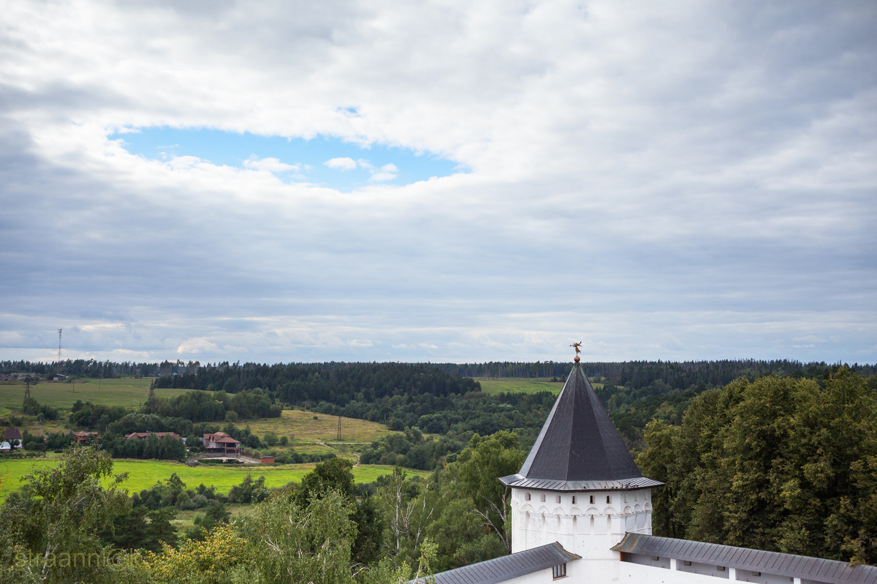 Canon EF 28-80mm f/3.5-5.6 USM IV sample photo. Heavens eye photography