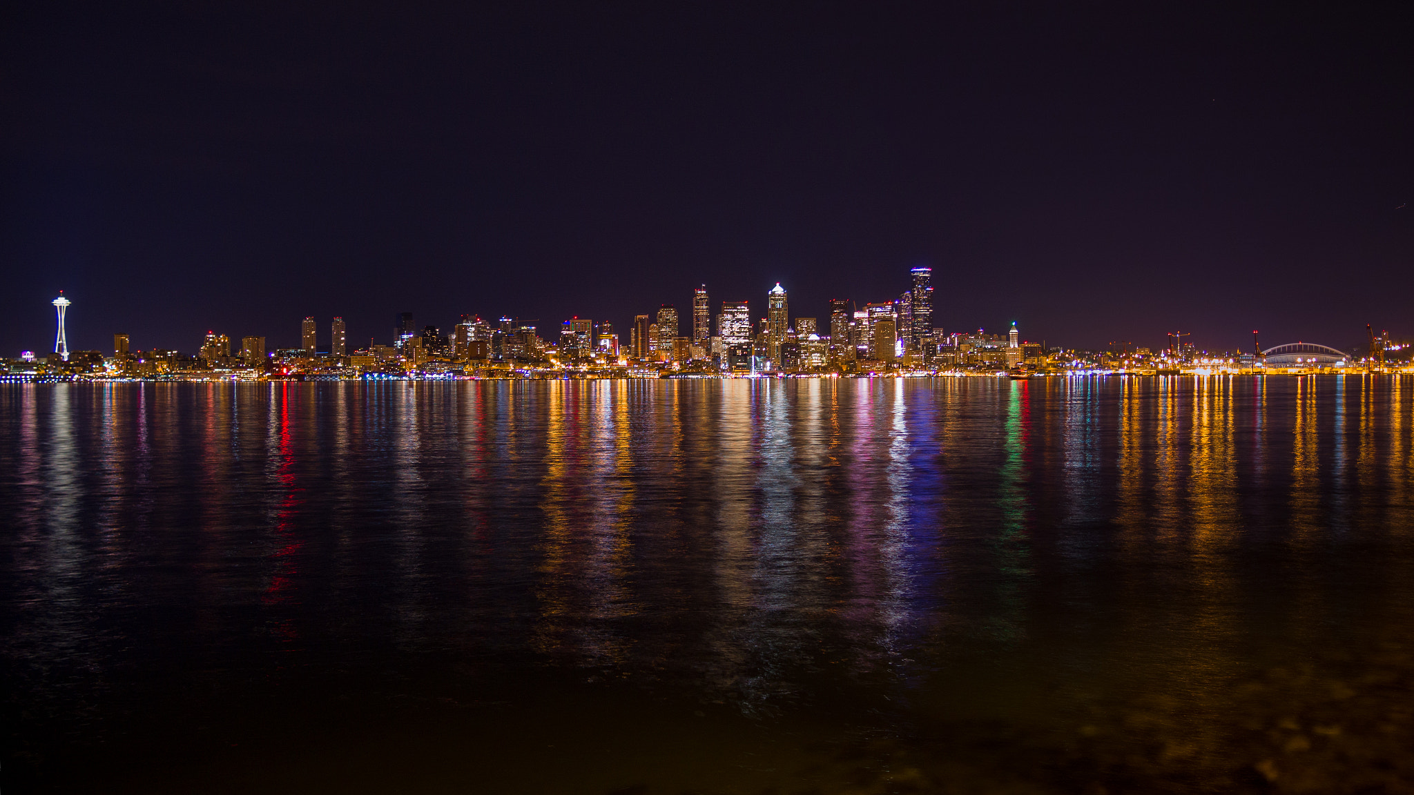 Olympus PEN E-PL6 + Panasonic Lumix G 20mm F1.7 ASPH sample photo. Seattle skyline re-upload -warmer version photography
