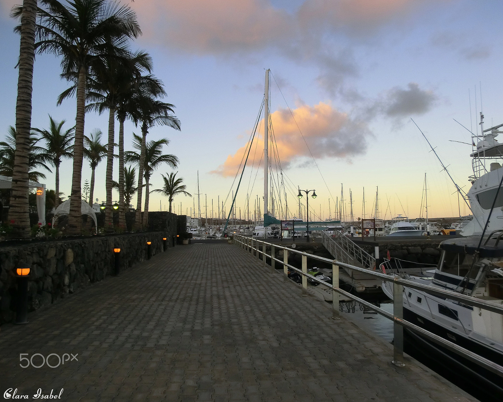 CASIO EX-H30 sample photo. Paseo... photography