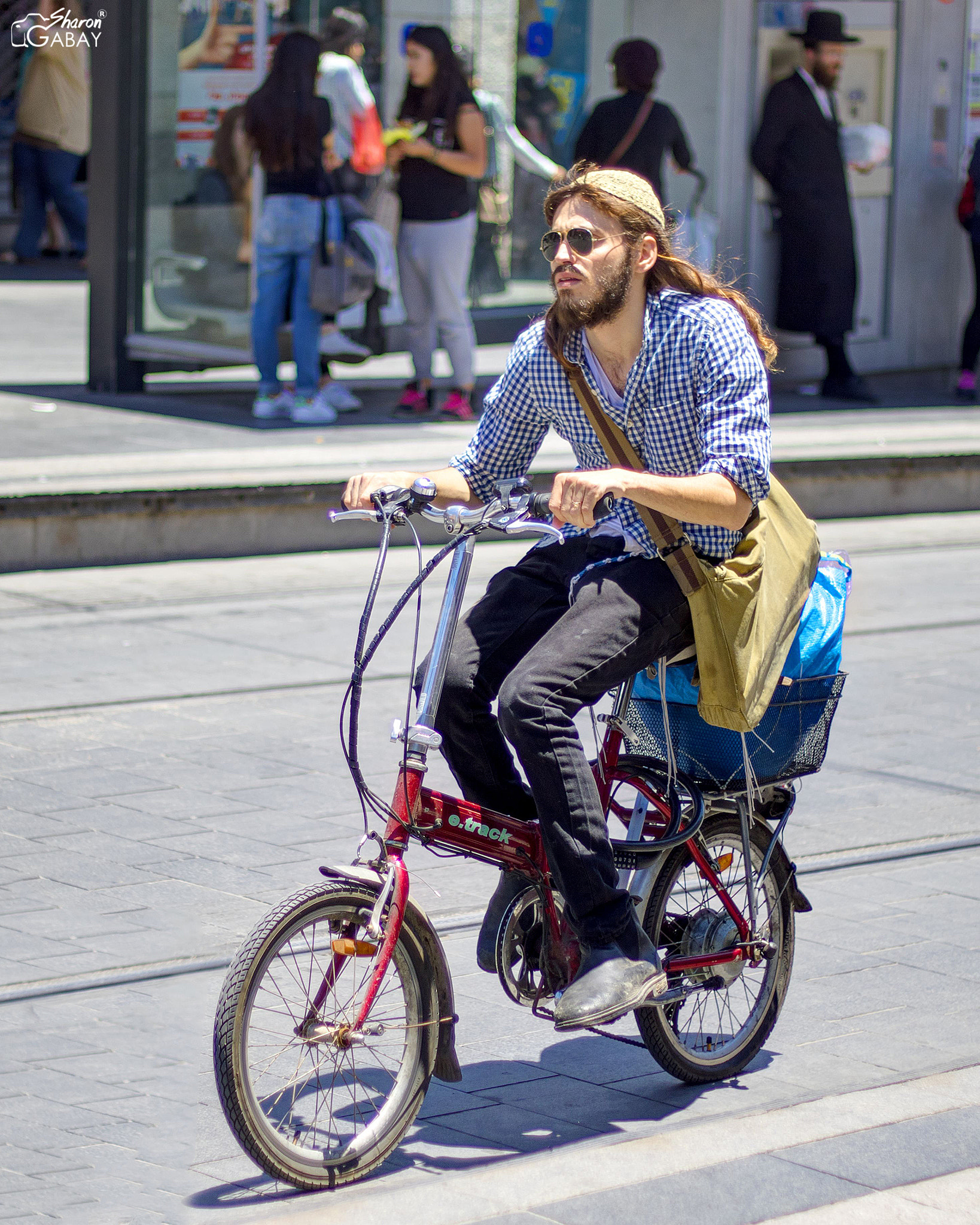 Canon EOS 7D Mark II + Canon EF 50mm F1.8 II sample photo. The biker photography