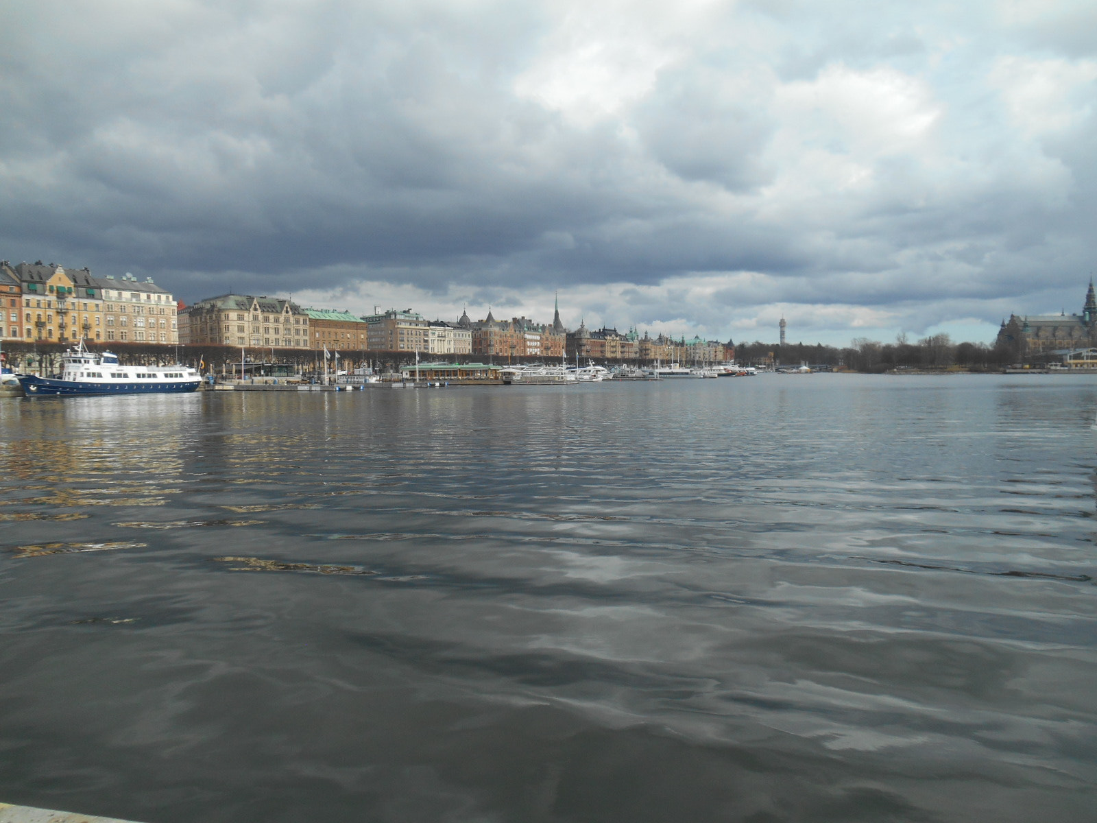 Nikon COOLPIX S3400 sample photo. Stockholm photography