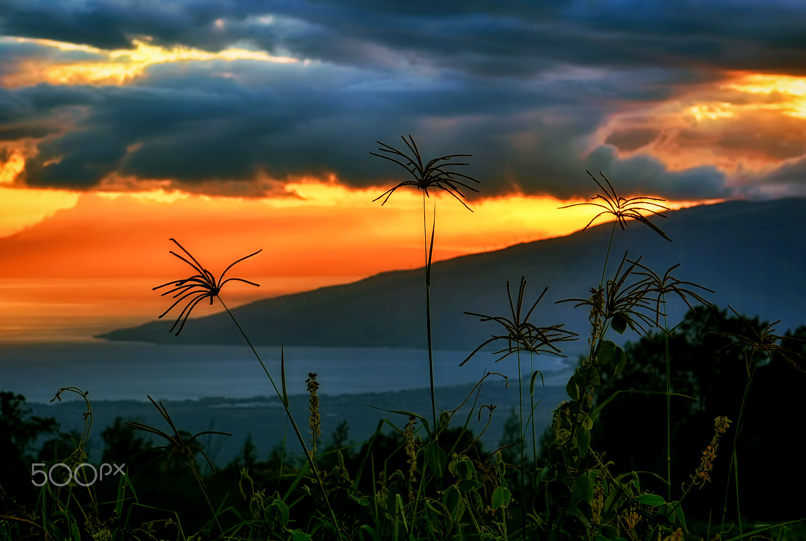 Sigma 18-50mm F2.8-4.5 DC OS HSM sample photo. Distant lands photography