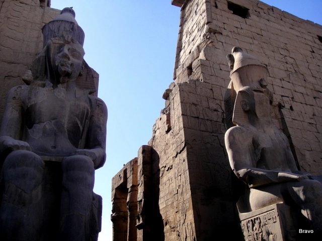 Sony DSC-T90 sample photo. Karnak temple in louxor photography