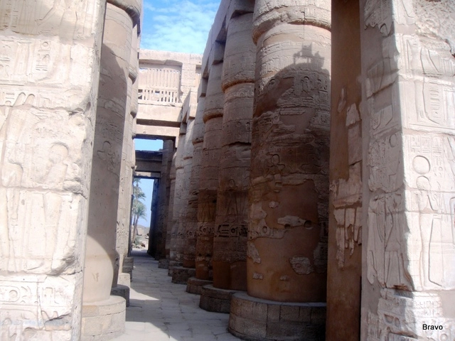 Sony DSC-T90 sample photo. Karnak temple in louxor photography