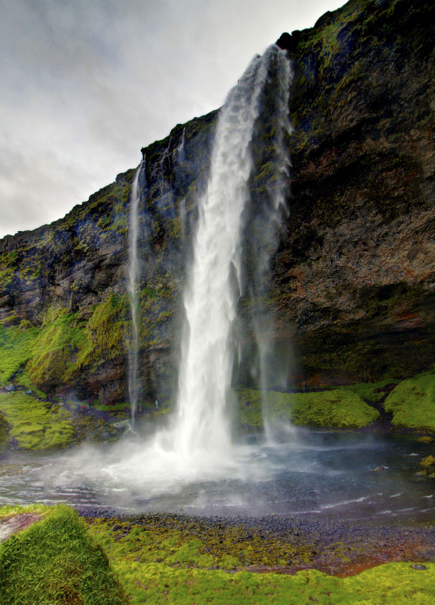 Canon EF-S 10-18mm F4.5–5.6 IS STM sample photo. Seljalandsfoss photography