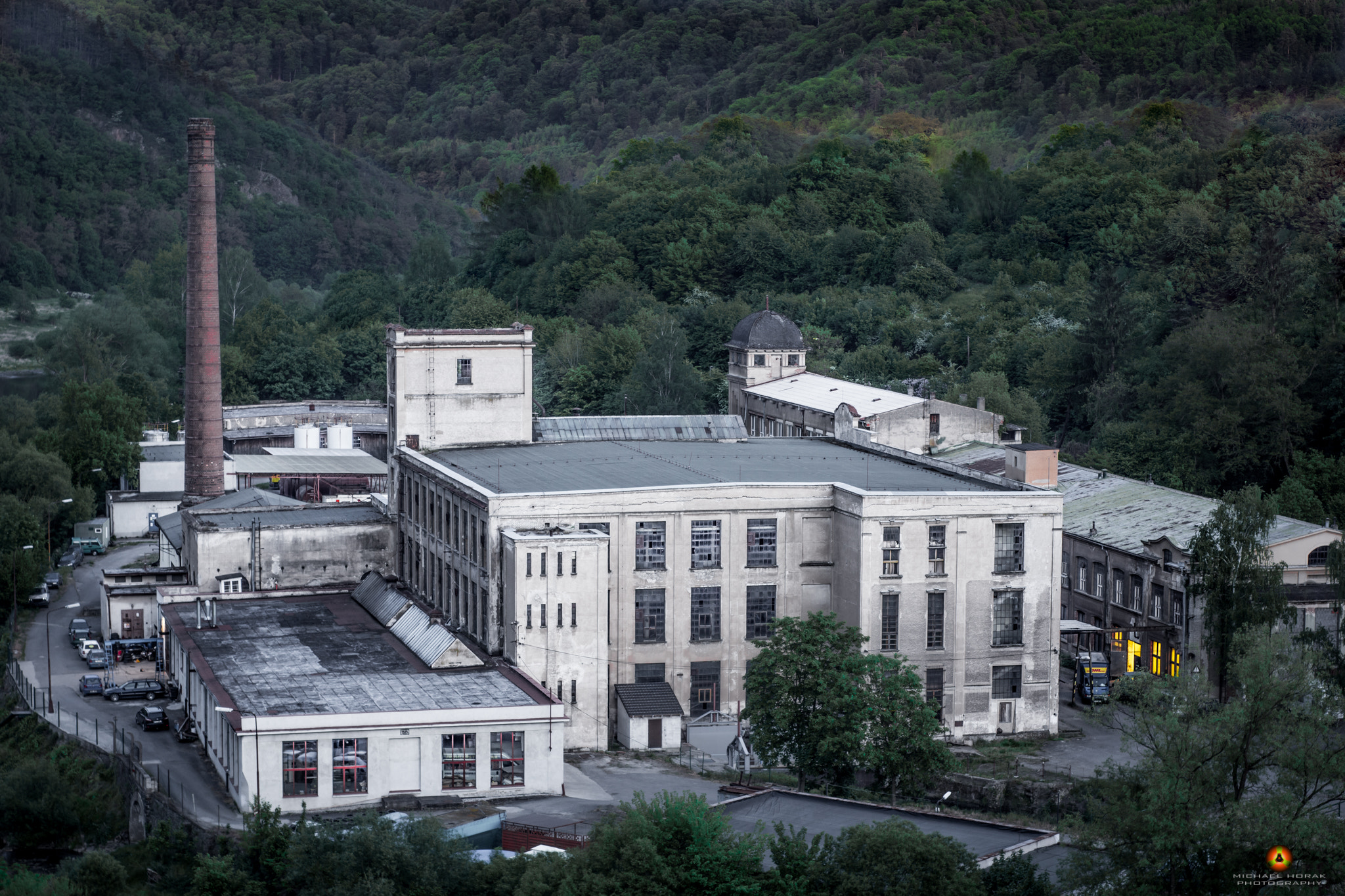 Sony SLT-A77 + Minolta AF 50mm F1.7 sample photo. Factory photography