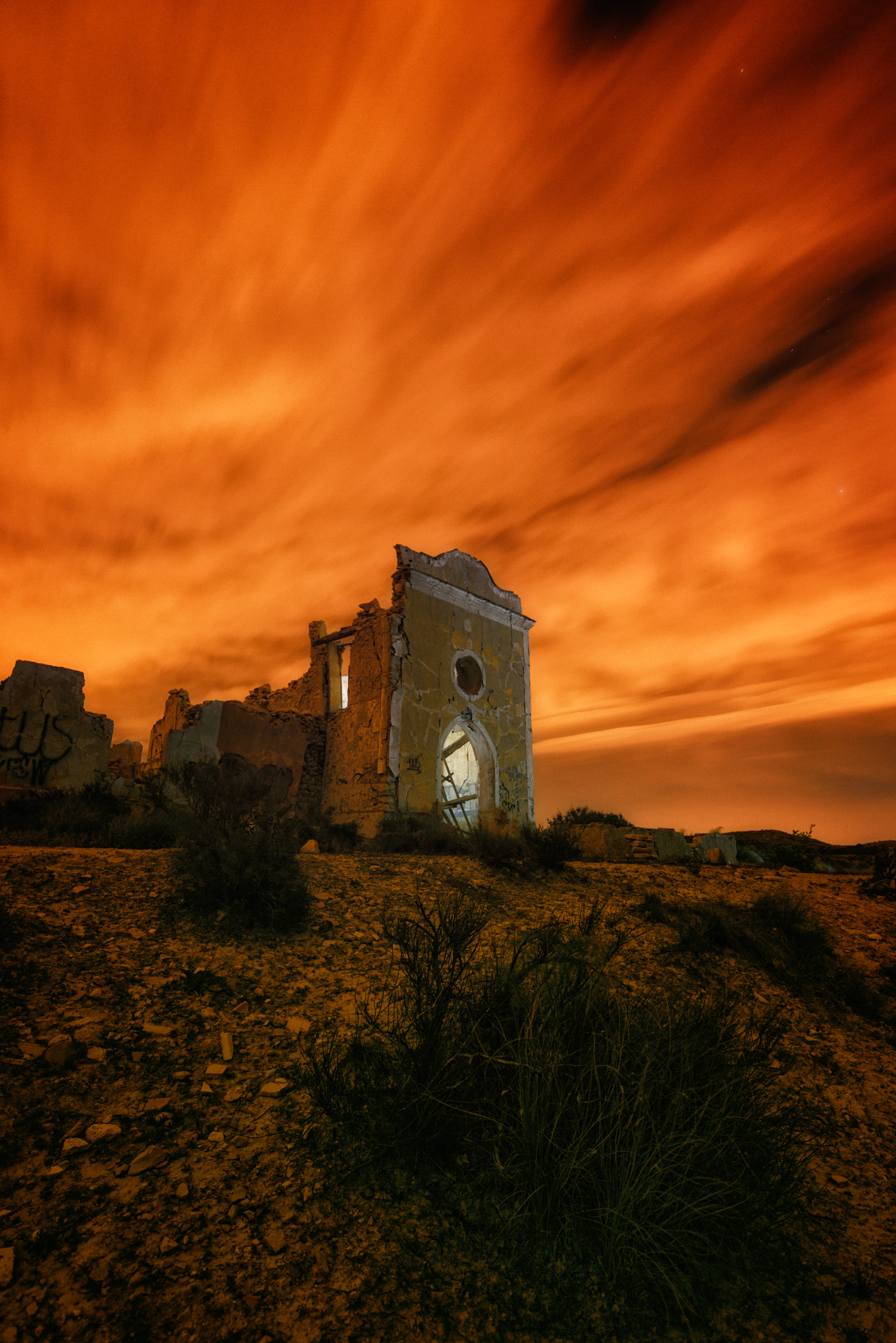 Nikon AF-S Nikkor 18-35mm F3.5-4.5G ED sample photo. Inferno. photography