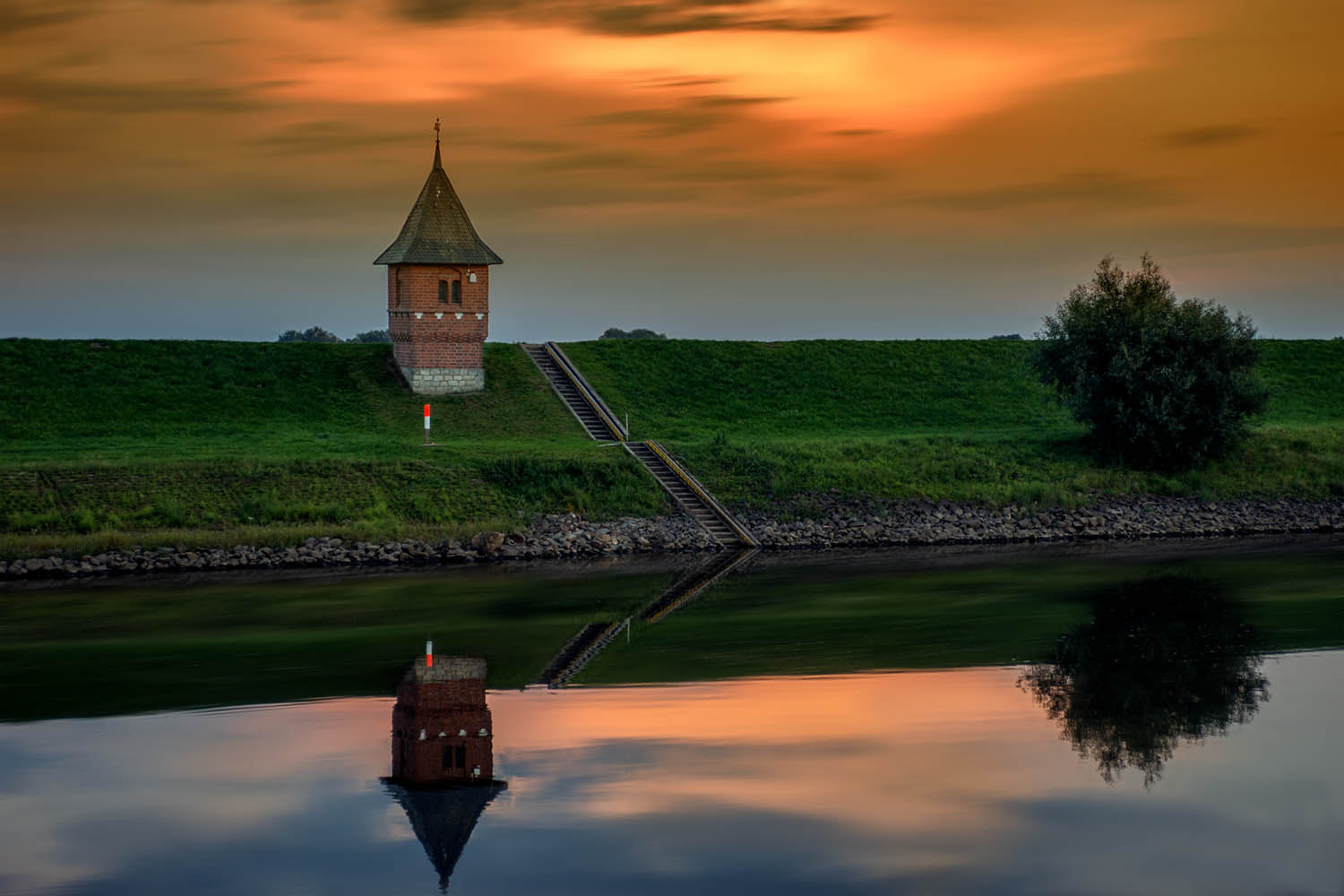 Minolta AF 28-85mm F3.5-4.5 sample photo. Tangermünde hafen sonnenuntergang langzeitbelichtung photography