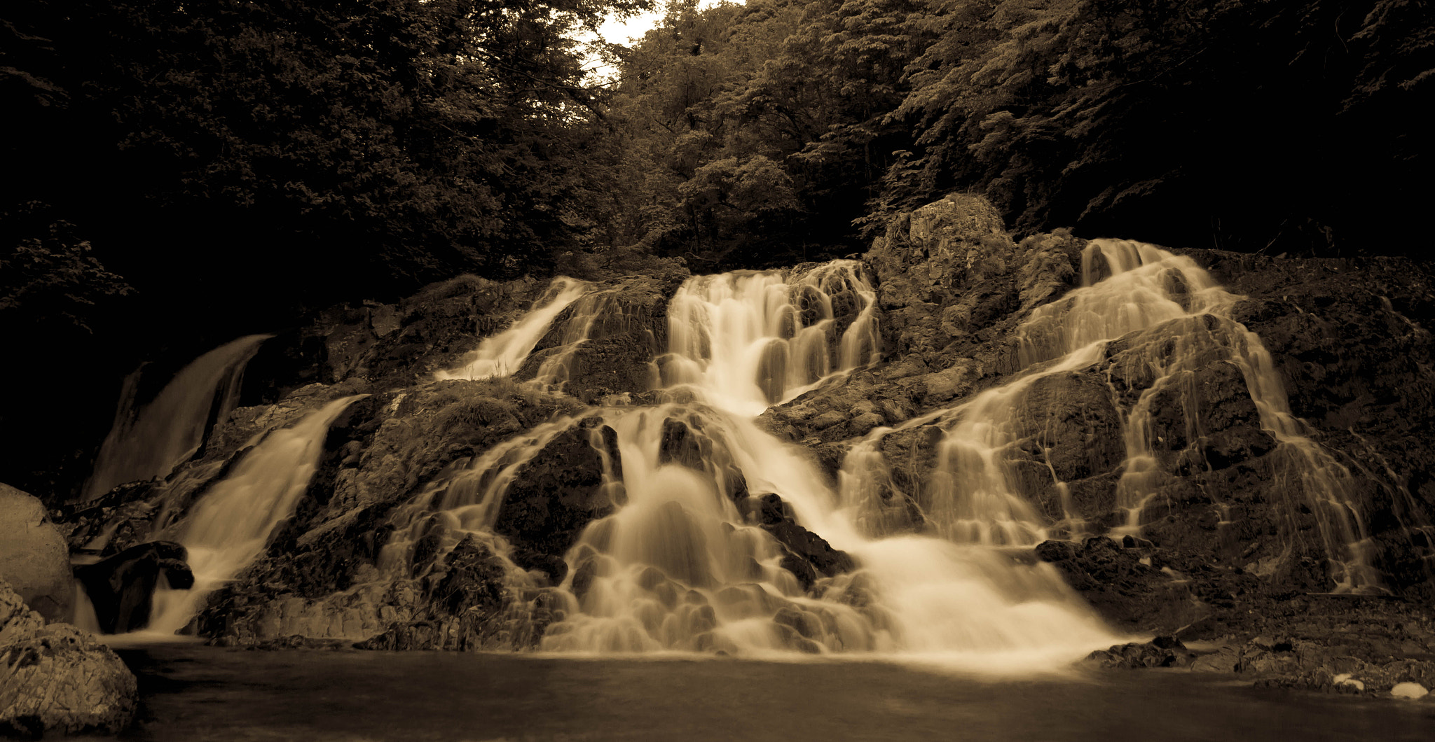 Canon EOS 100D (EOS Rebel SL1 / EOS Kiss X7) sample photo. Waterfall_20160611 photography